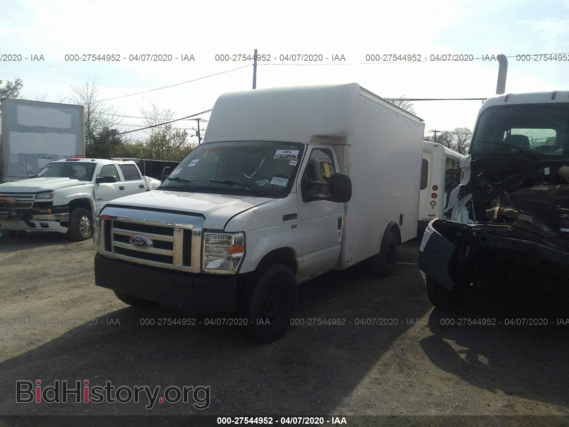 2013 FORD ECONOLINE - VIN: 1FDWE3FL7DDA74735 - Фото 2