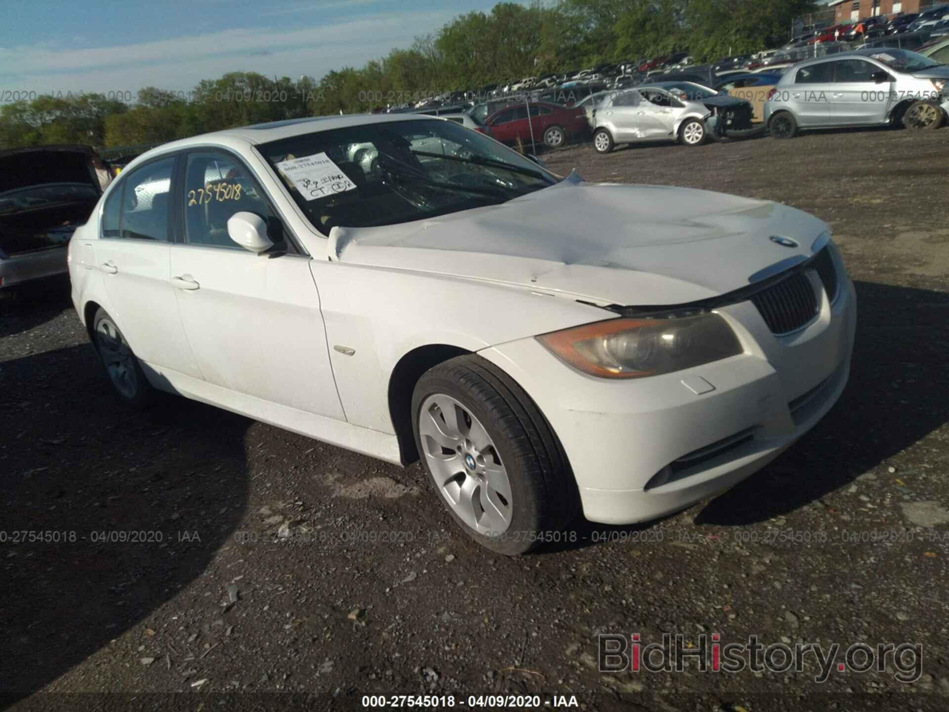 Photo WBAVD53508A284568 - BMW 335 2008