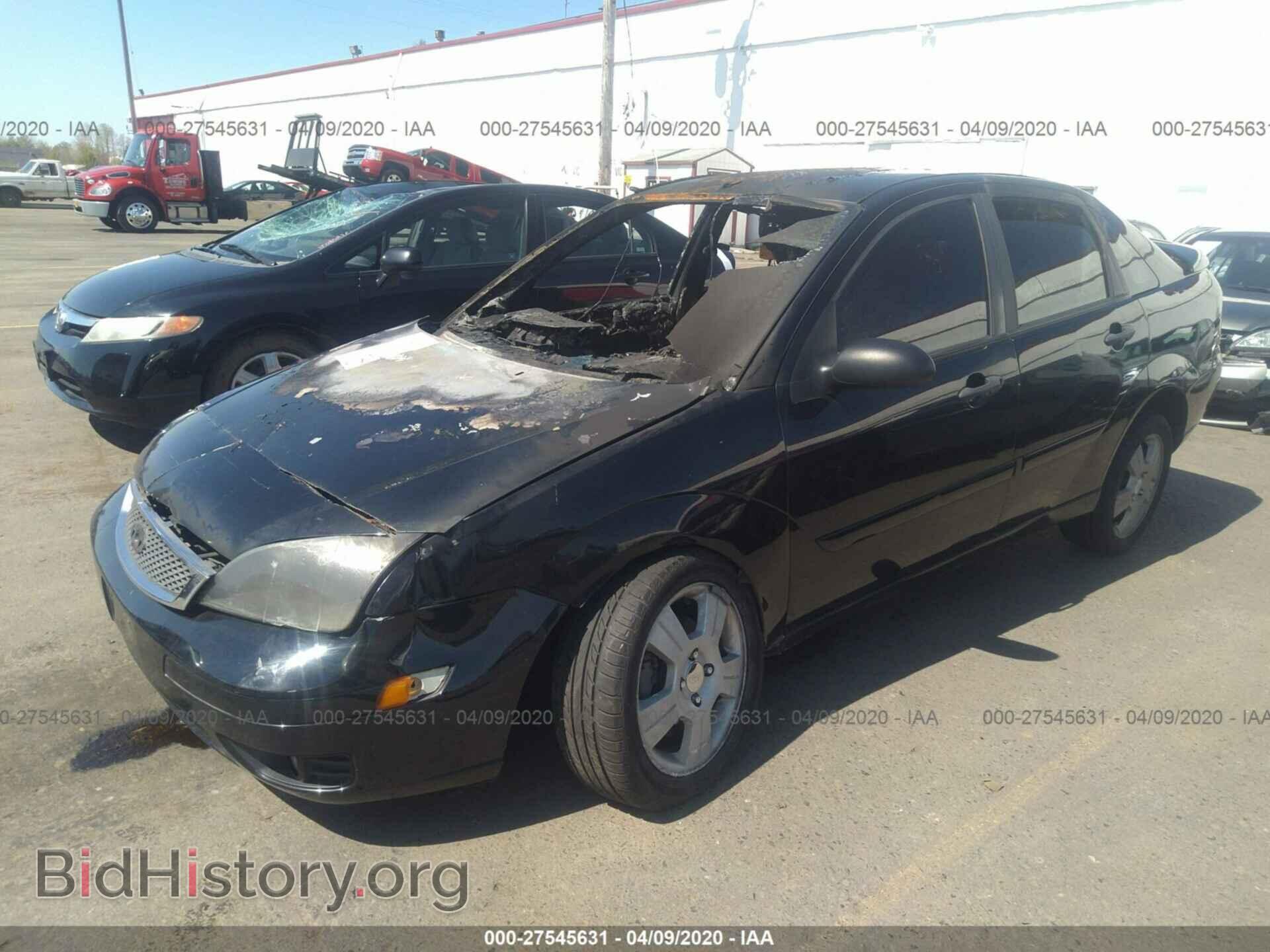 2006 FORD FOCUS - VIN: 1FAHP34N36W213736 - Фото 2