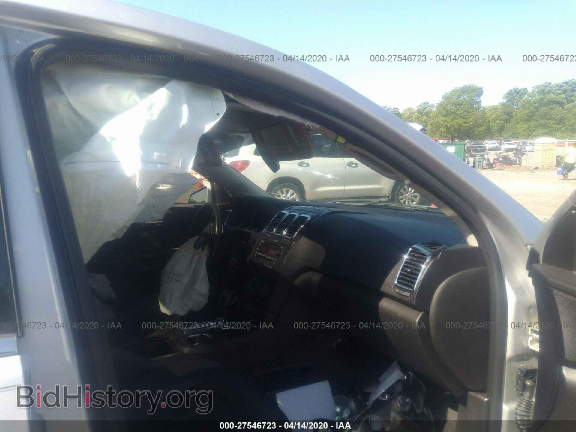 2011 GMC ACADIA - VIN: 1GKKRTED2BJ409727 - Фото 5