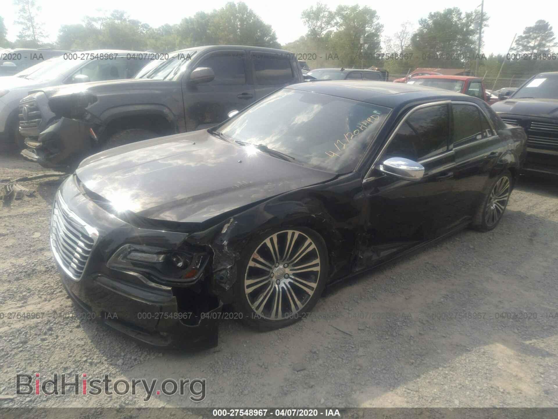 2013 CHRYSLER 300 - VIN: 2C3CCABG4DH504786 - Фото 2