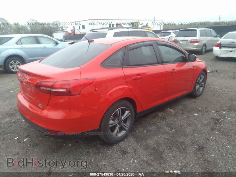 2017 Ford FOCUS (VIN 1FADP3FEXHL275893) — фото 4 из 11