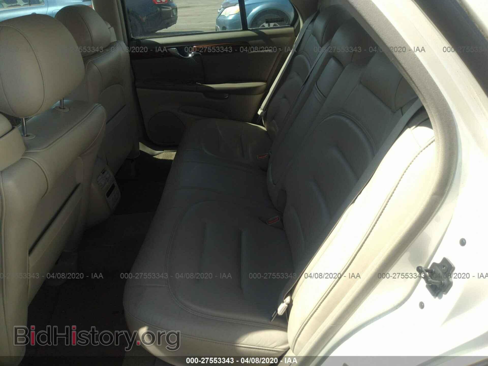 2000 CADILLAC DEVILLE - VIN: 1G6KD54Y3YU338767 - Фото 8
