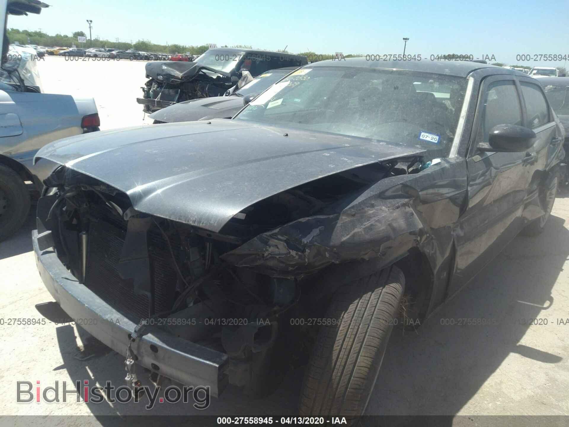 2007 CHRYSLER 300 - VIN: 2C3KA43R17H678564 - Photo 2