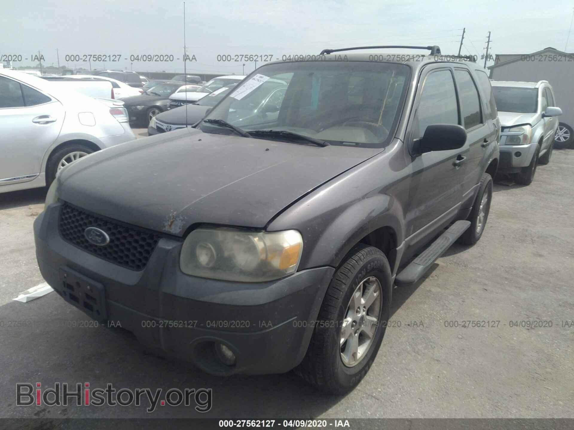 2005 FORD ESCAPE - VIN: 1FMYU03165KB11039 - Фото 2