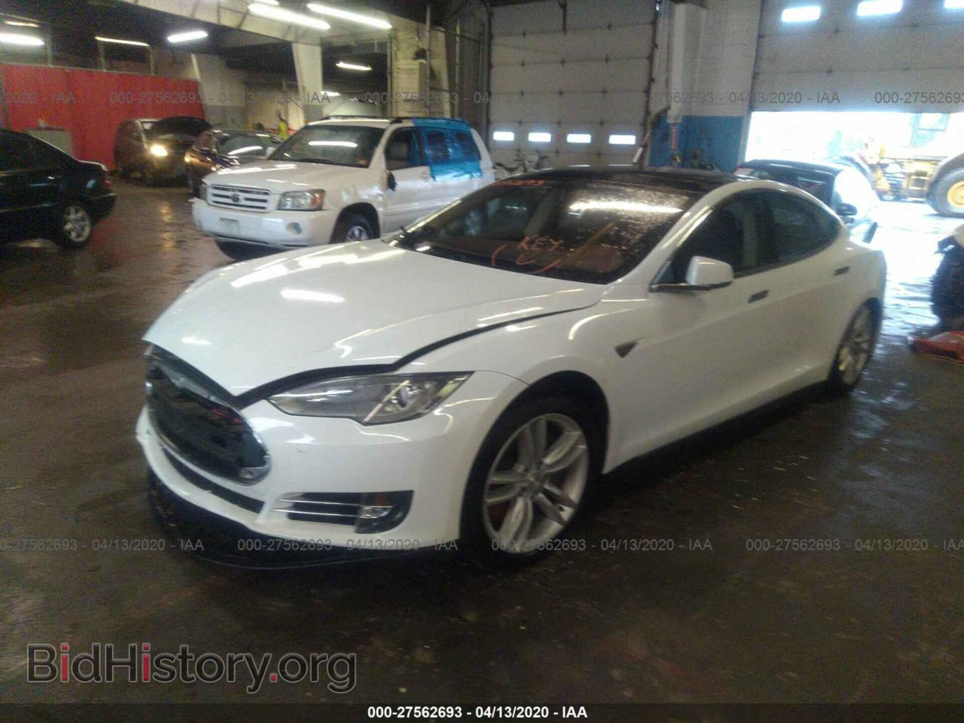 2013 TESLA MODEL S - VIN: 5YJSA1DP0DFP15760 - Photo 2