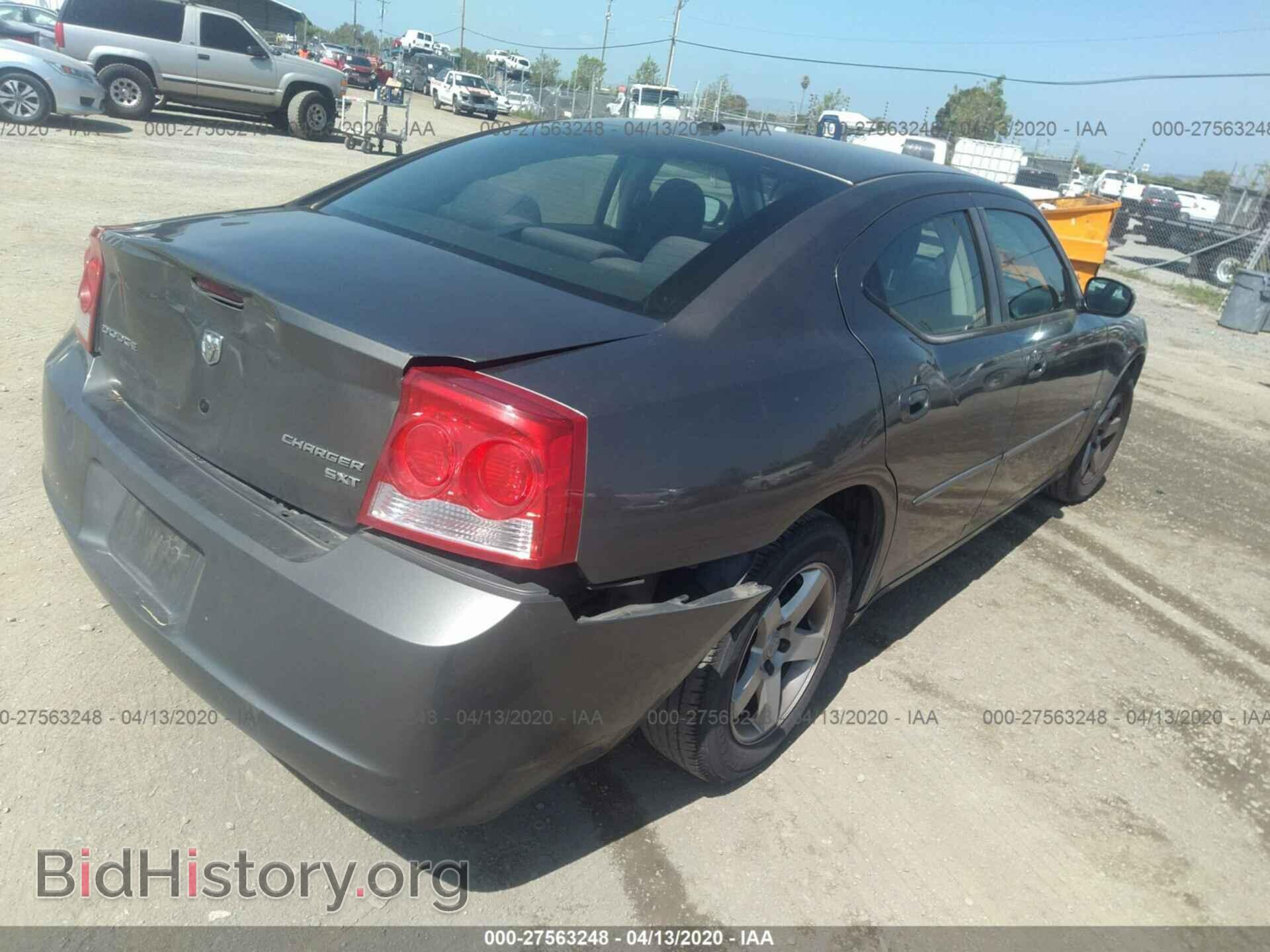 2010 DODGE CHARGER - VIN: 2B3CA3CV7AH117978 - Фото 4