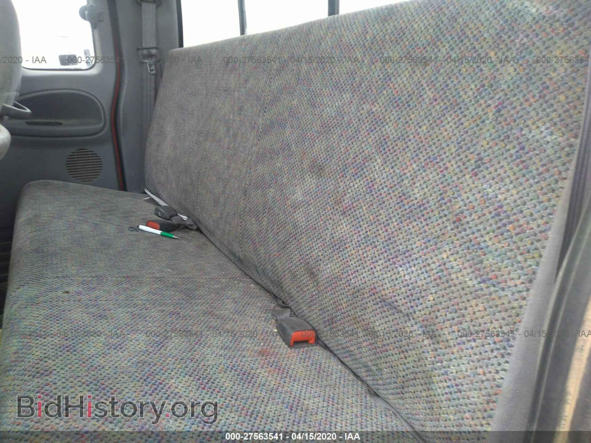 1998 DODGE RAM 2500 - VIN: 1B7KF23D6WJ149727 - Фото 8