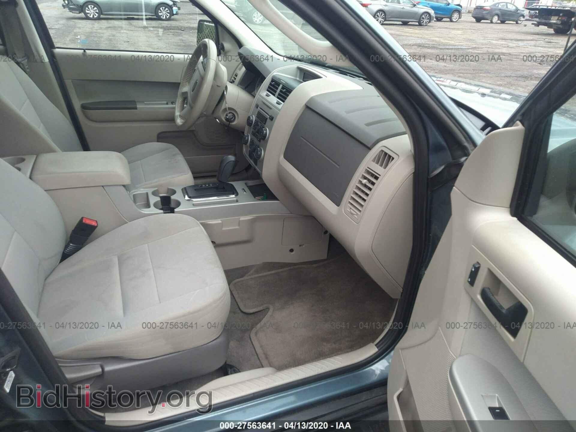 2011 FORD ESCAPE - VIN: 1FMCU0D78BKA66288 - Photo 5