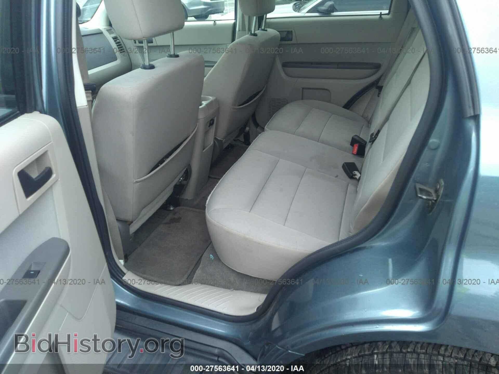 2011 FORD ESCAPE - VIN: 1FMCU0D78BKA66288 - Photo 8