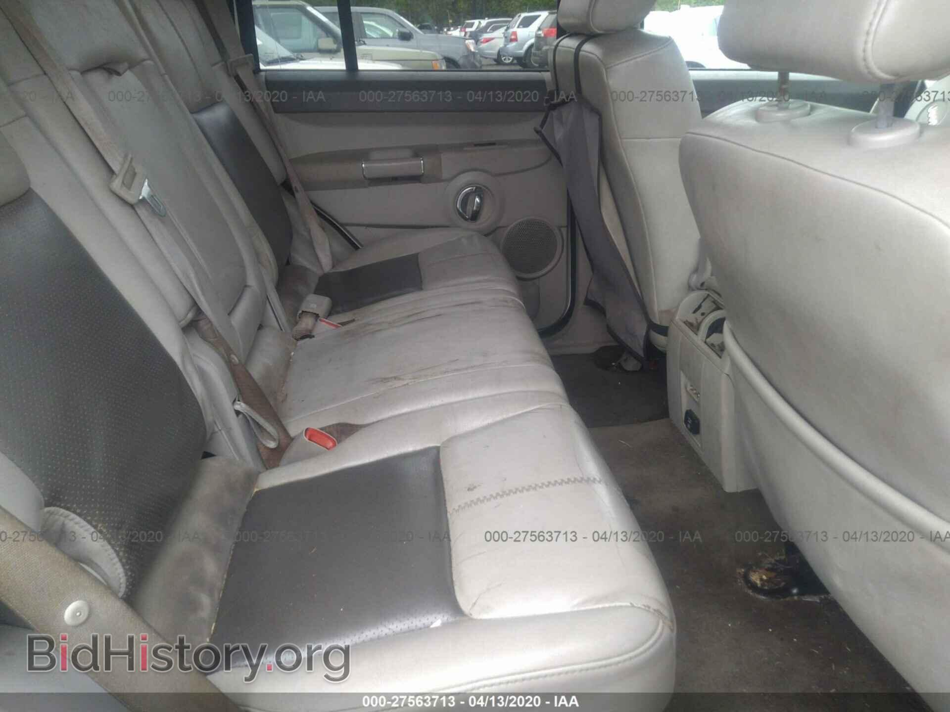 2008 JEEP COMMANDER - VIN: 1J8HG58N68C211301 - Фото 8