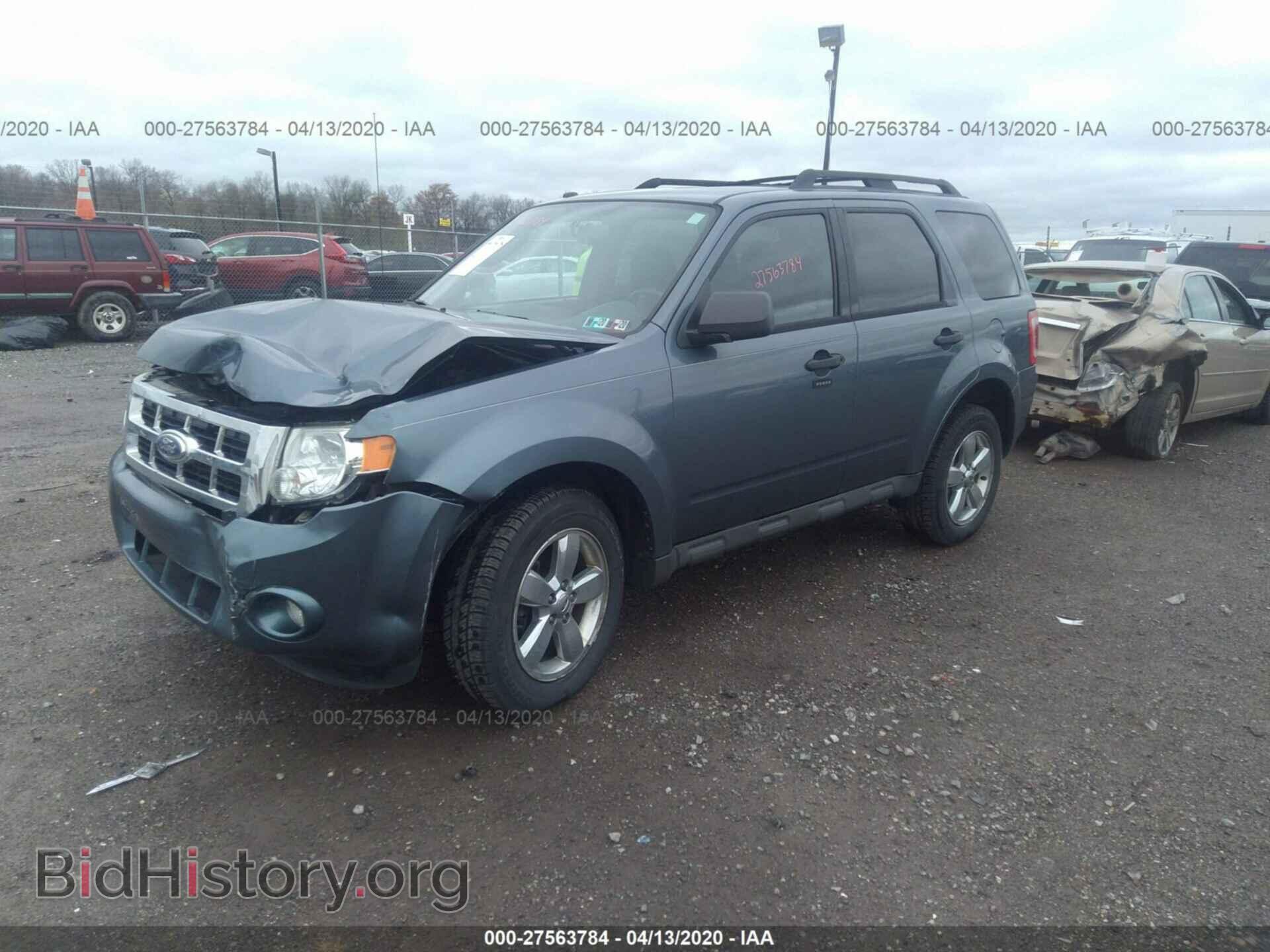 2011 FORD ESCAPE - VIN: 1FMCU9DG3BKA90678 - Фото 2