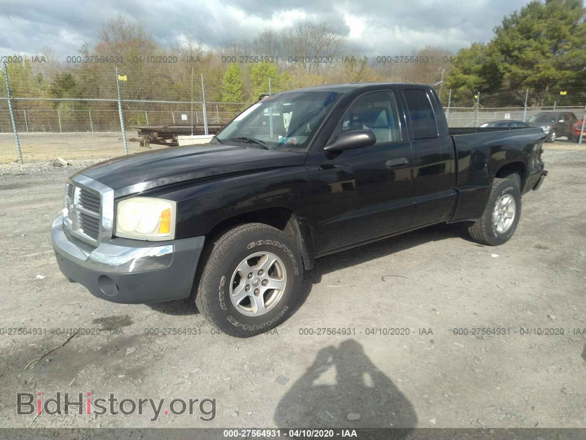 2005 DODGE DAKOTA - VIN: 1D7HW42K55S164370 - Фото 2