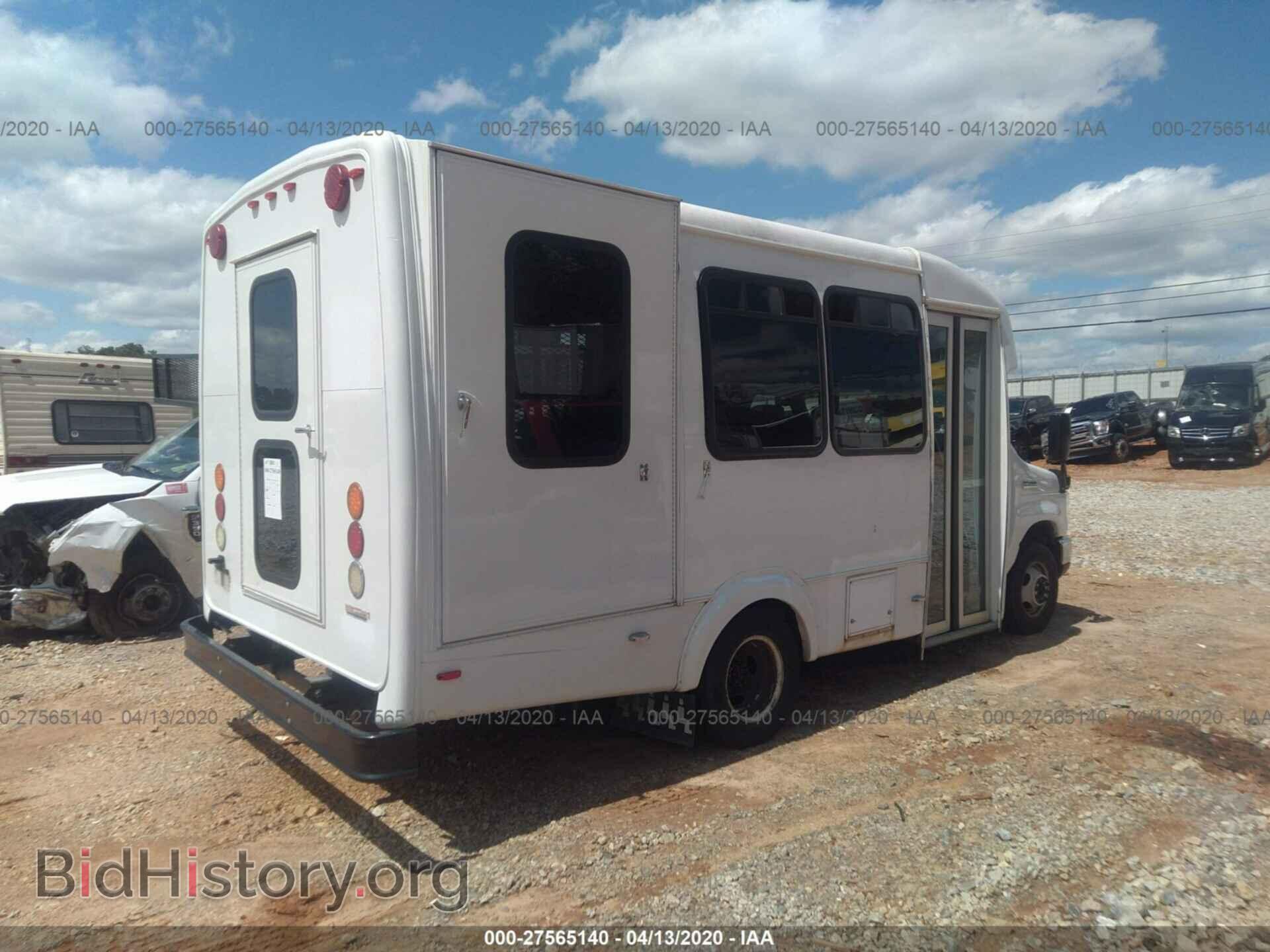 2012 FORD ECONOLINE - VIN: 1FDEE3FS2CDB15919 - Photo 4