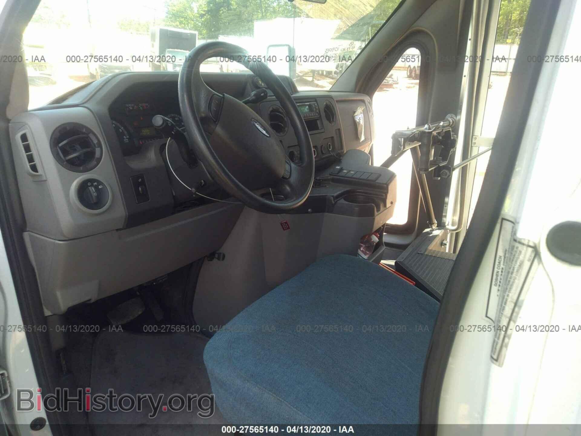 2012 FORD ECONOLINE - VIN: 1FDEE3FS2CDB15919 - Photo 5