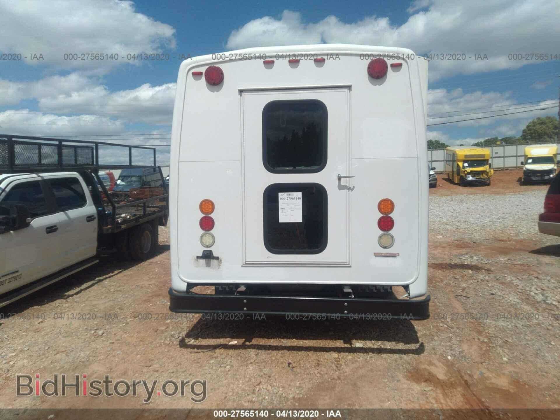 2012 FORD ECONOLINE - VIN: 1FDEE3FS2CDB15919 - Photo 8