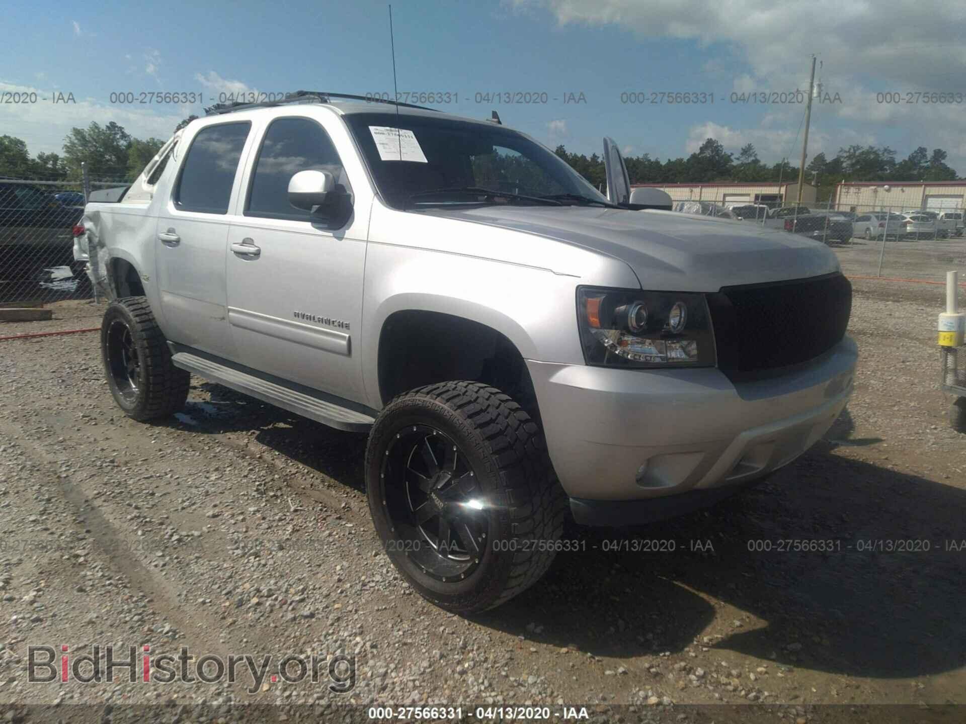 Фотография 3GNMCFE09BG123418 - CHEVROLET AVALANCHE 2011