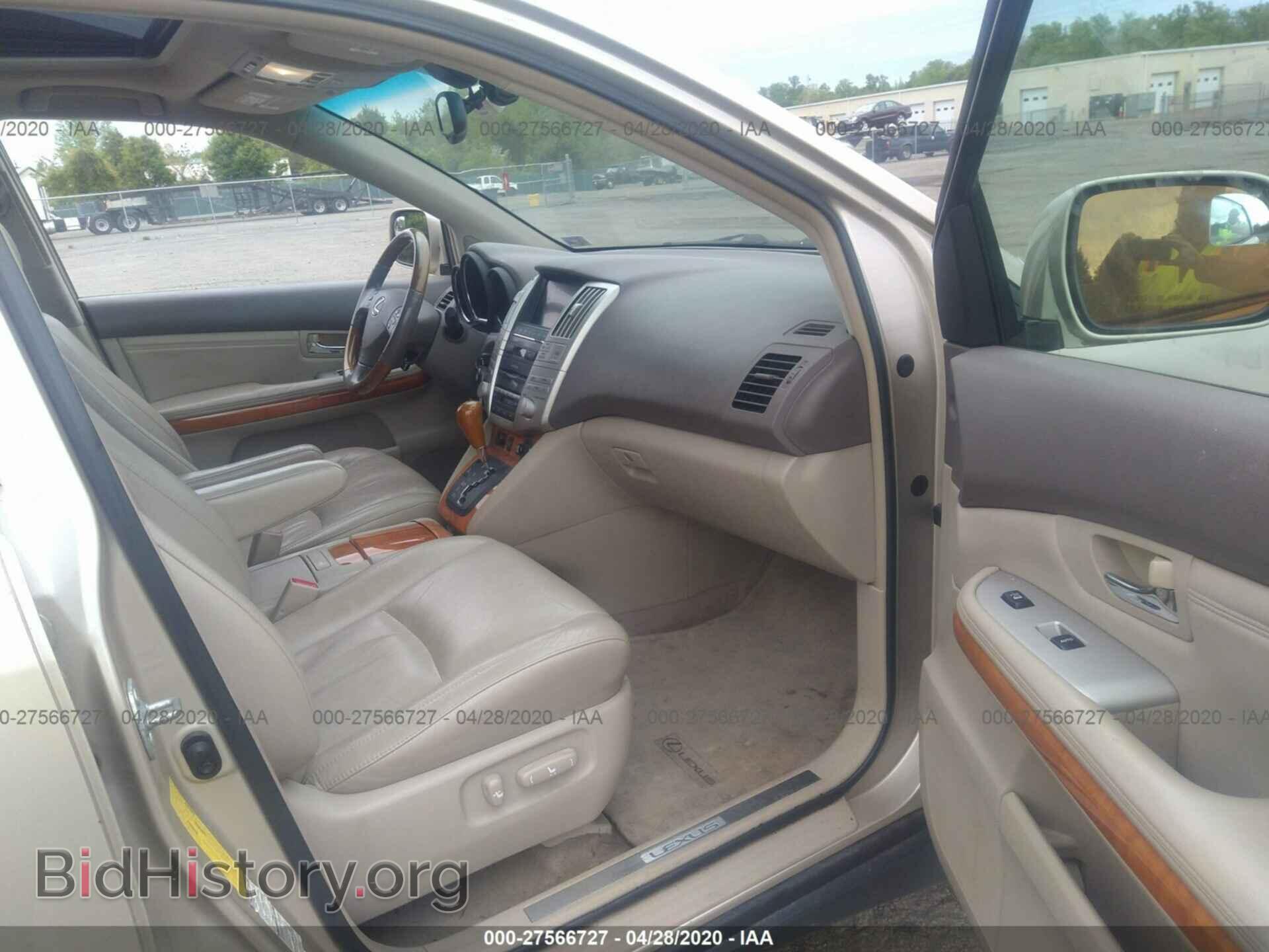 2005 LEXUS RX - VIN: 2T2HA31U35C044568 - Photo 5