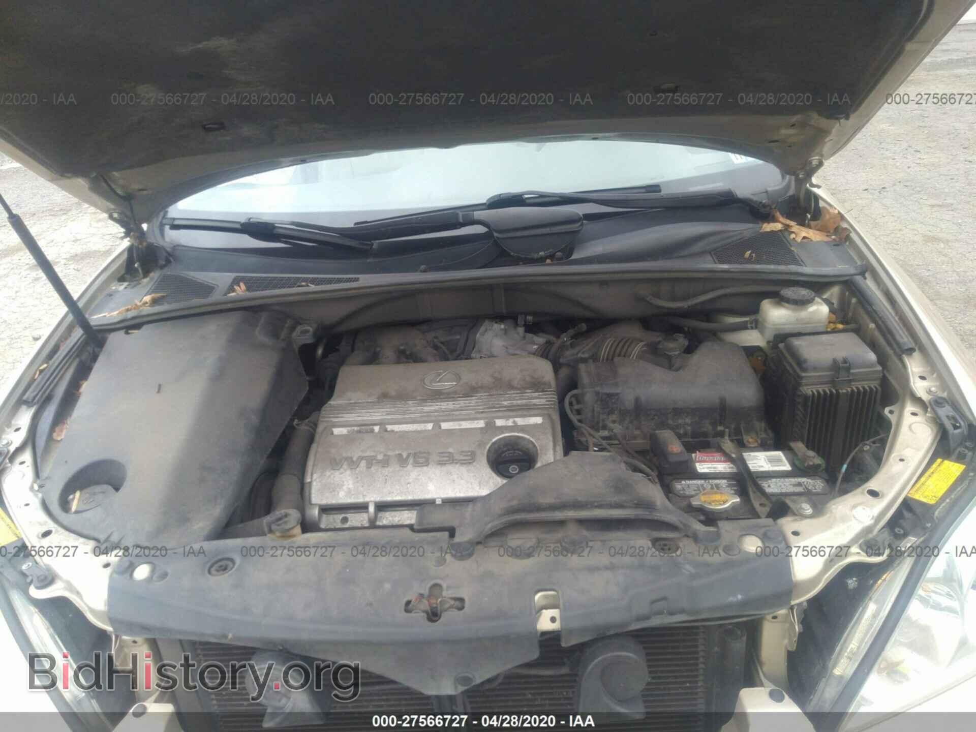 2005 LEXUS RX - VIN: 2T2HA31U35C044568 - Photo 10