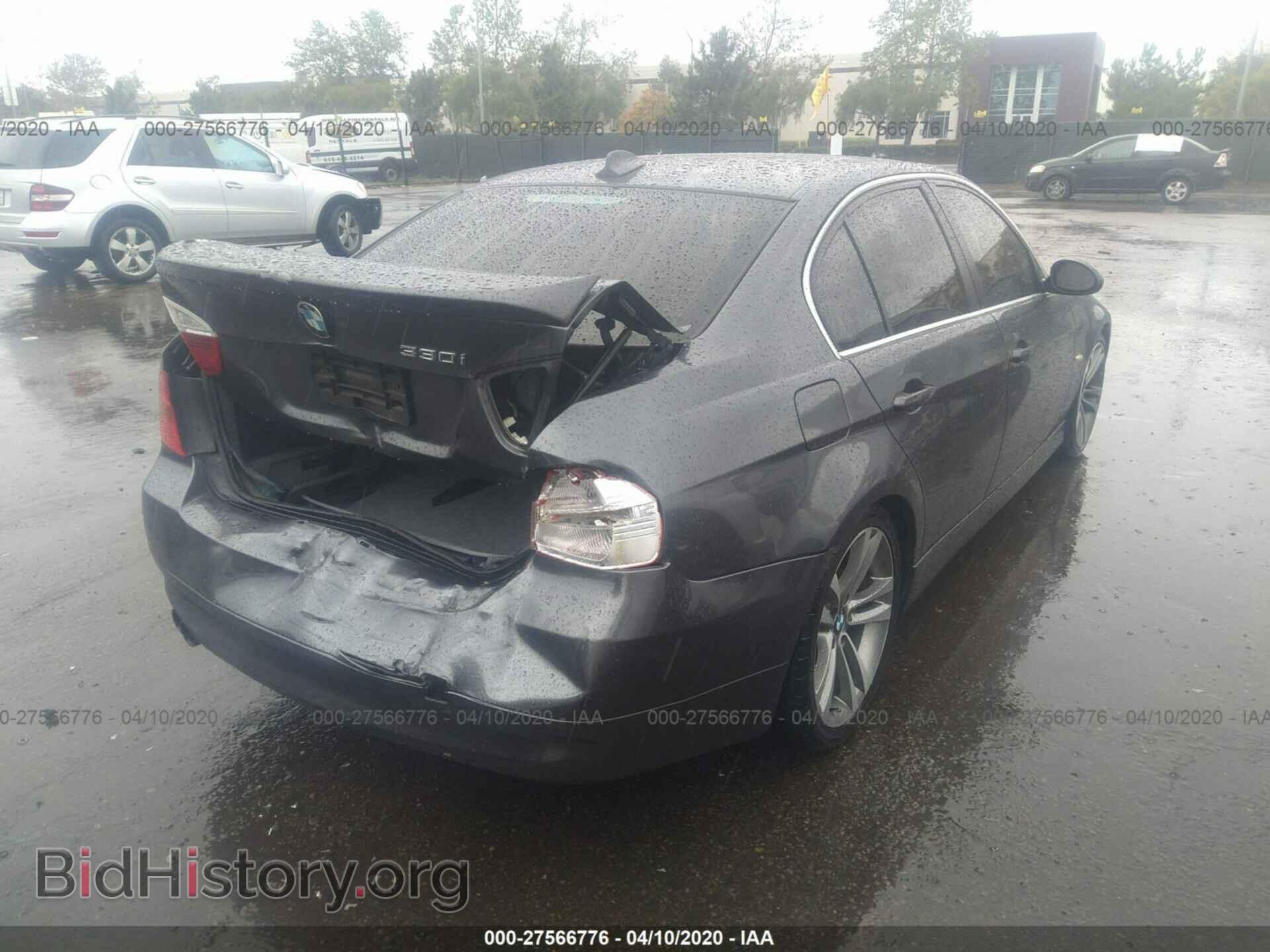 2006 BMW 330 - VIN: WBAVB33586PS15843 - Photo 4