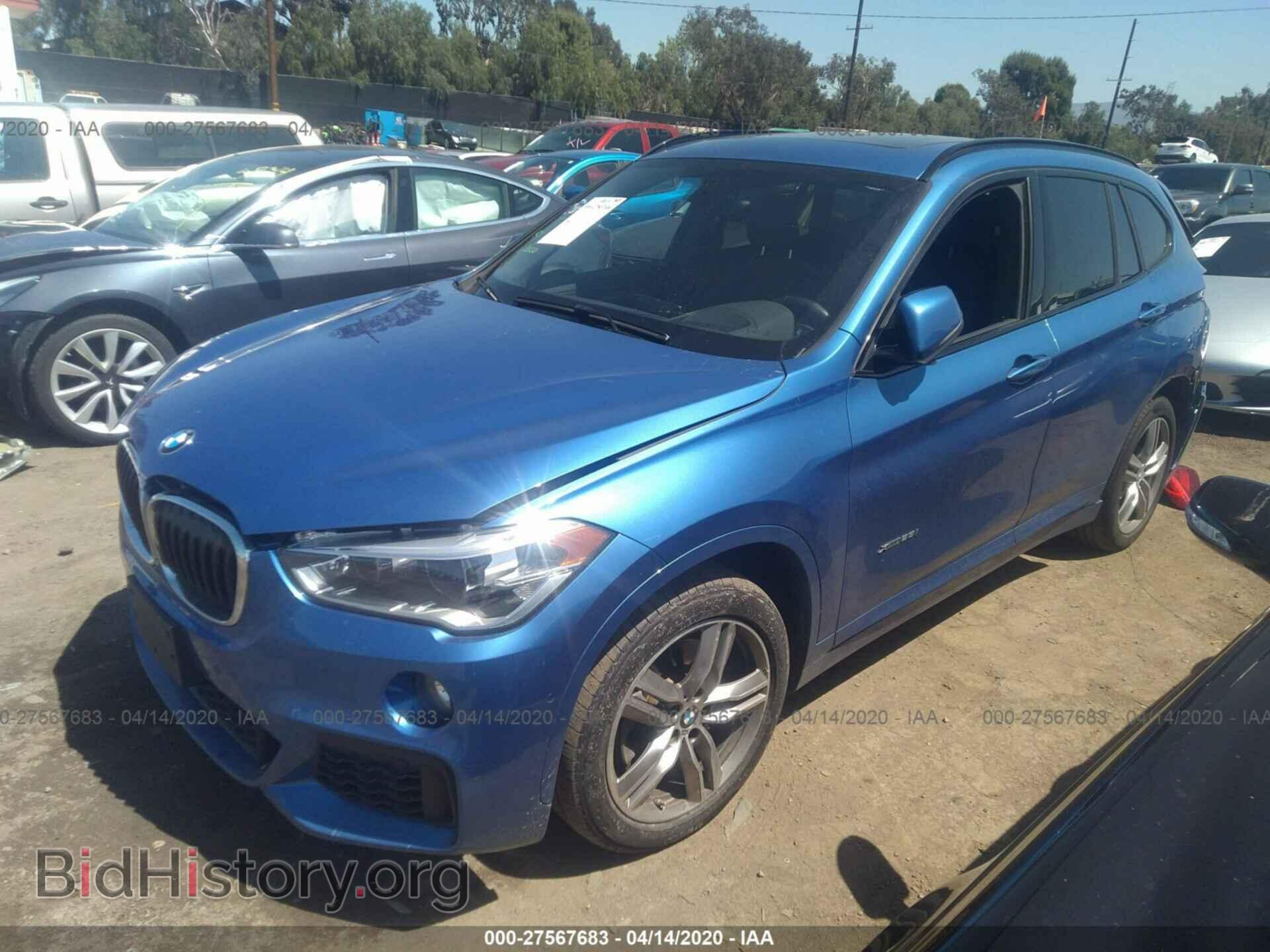 2017 BMW X1 - VIN: WBXHT3C32H5F72726 - Фото 2