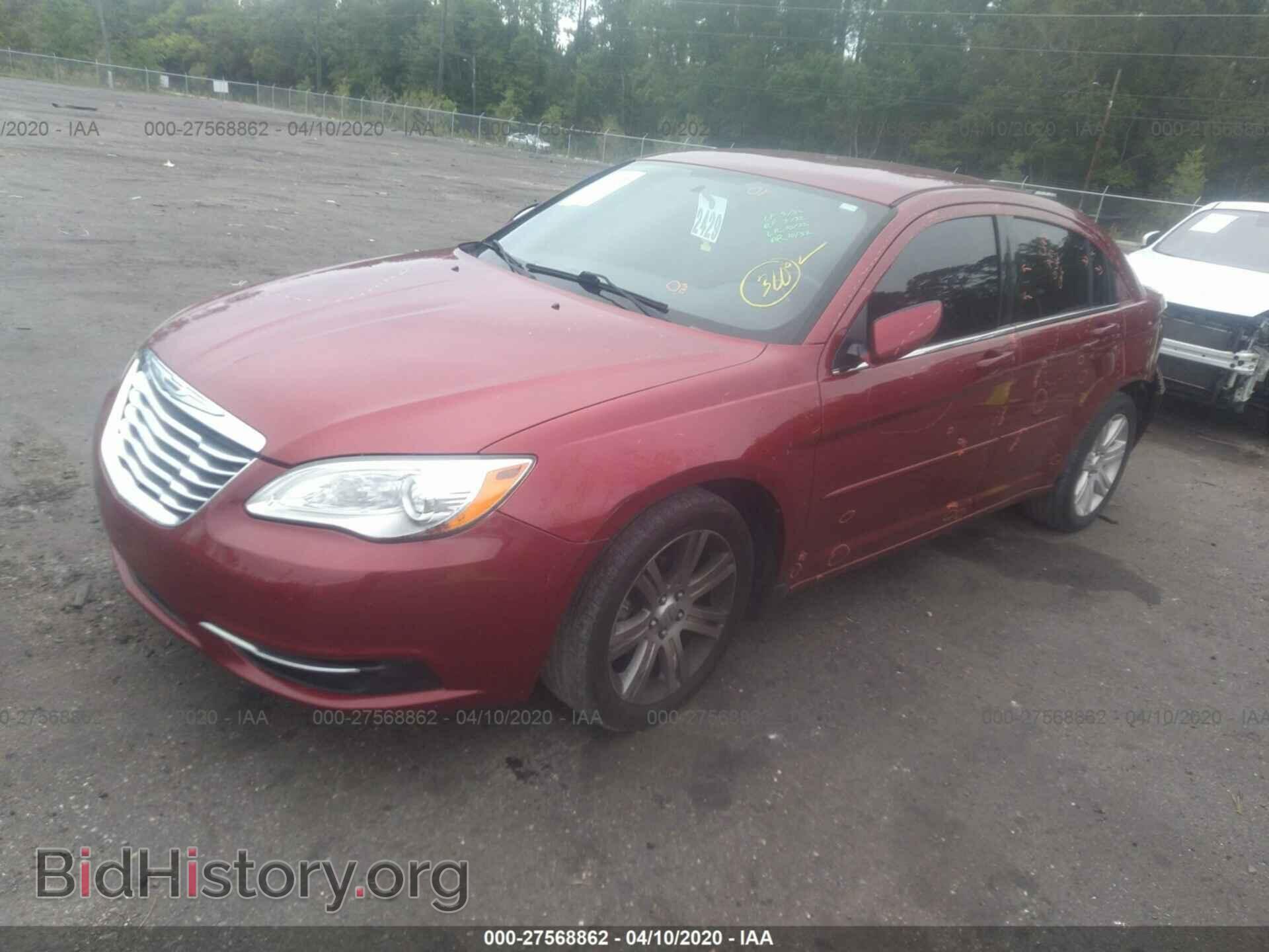 2013 CHRYSLER 200 - VIN: 1C3CCBBB9DN656628 - Photo 2
