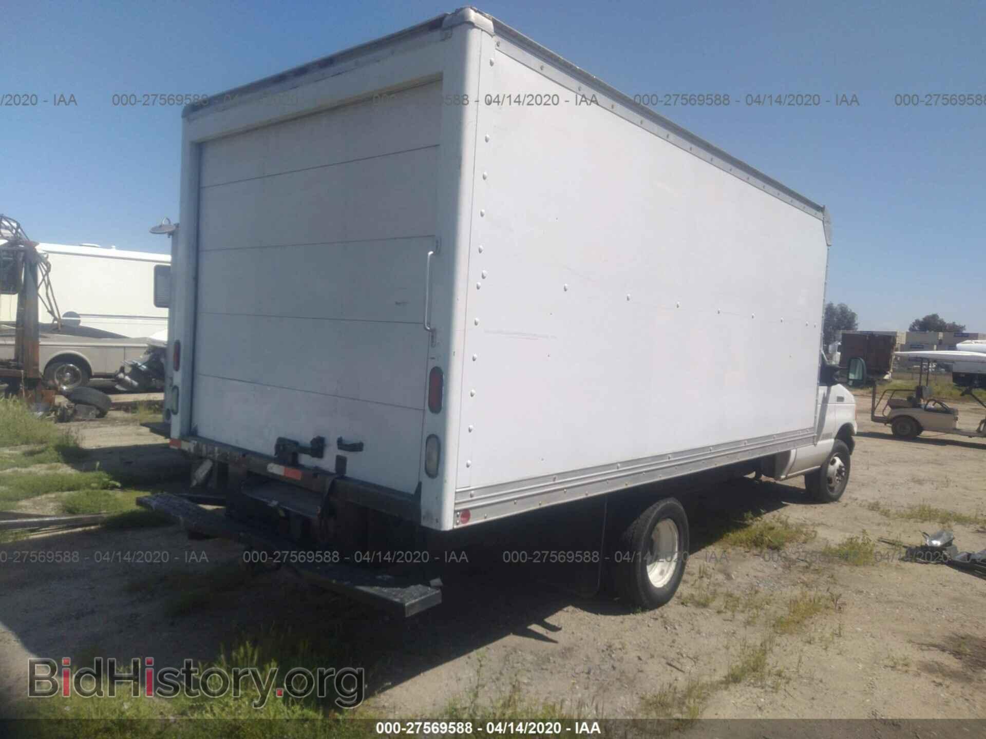 2006 FORD ECONOLINE - VIN: 1FDWE35L46DA16697 - Фото 4