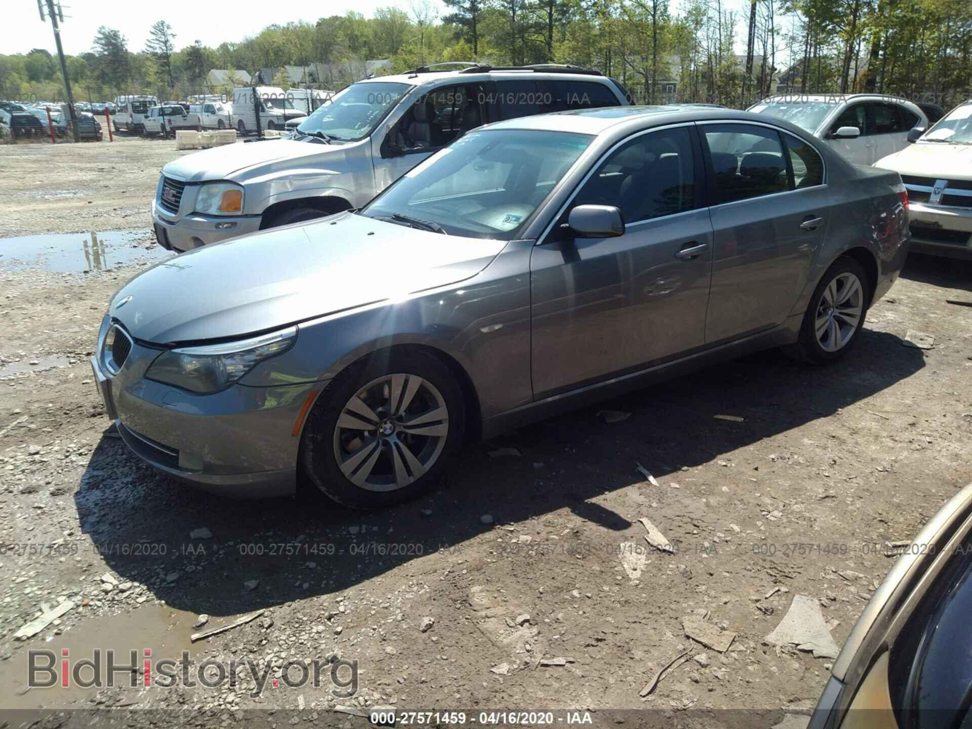 2010 BMW 528 - VIN: WBANU5C57AC128652 - Фото 2