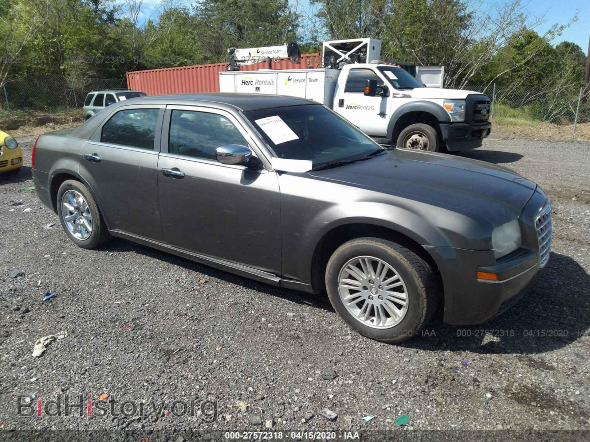 Photo 2C3CA4CD2AH101669 - CHRYSLER 300 2010