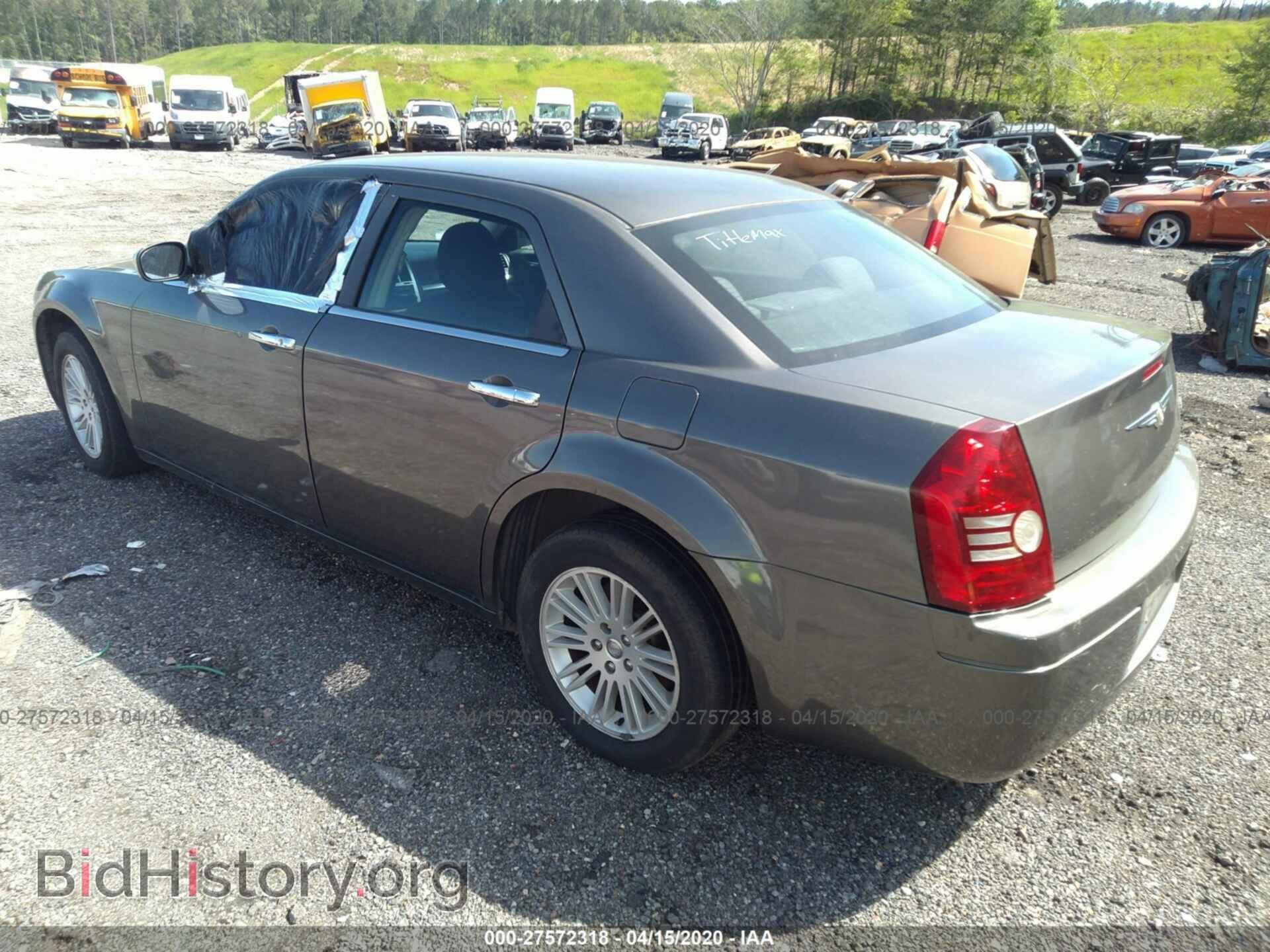 2010 CHRYSLER 300 - VIN: 2C3CA4CD2AH101669 - Фото 3