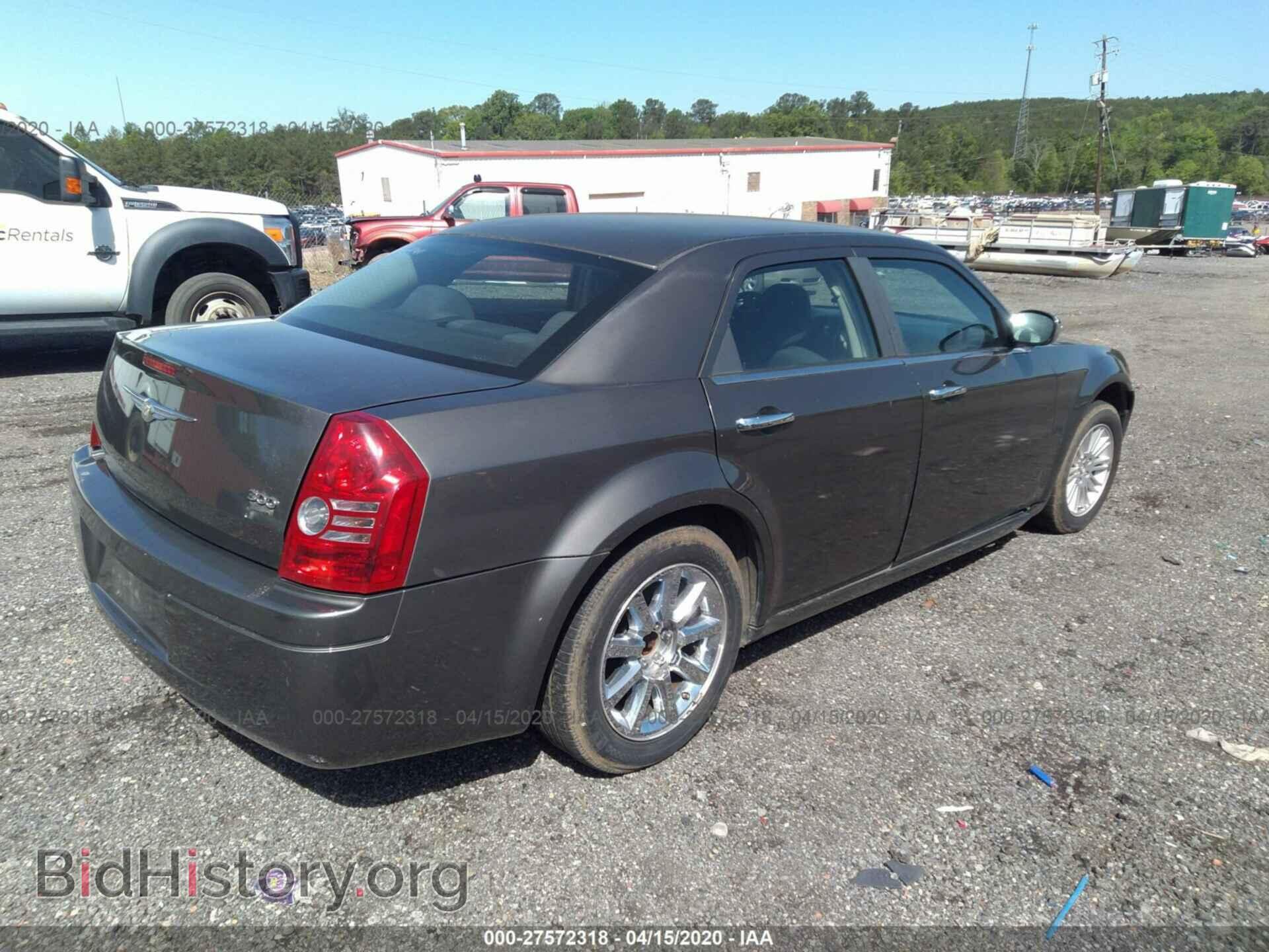 2010 CHRYSLER 300 - VIN: 2C3CA4CD2AH101669 - Фото 4