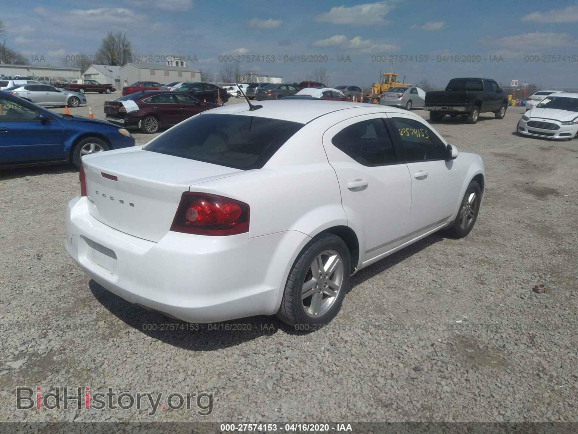 2011 DODGE AVENGER - VIN: 1B3BD1FB1BN561682 - Фото 4