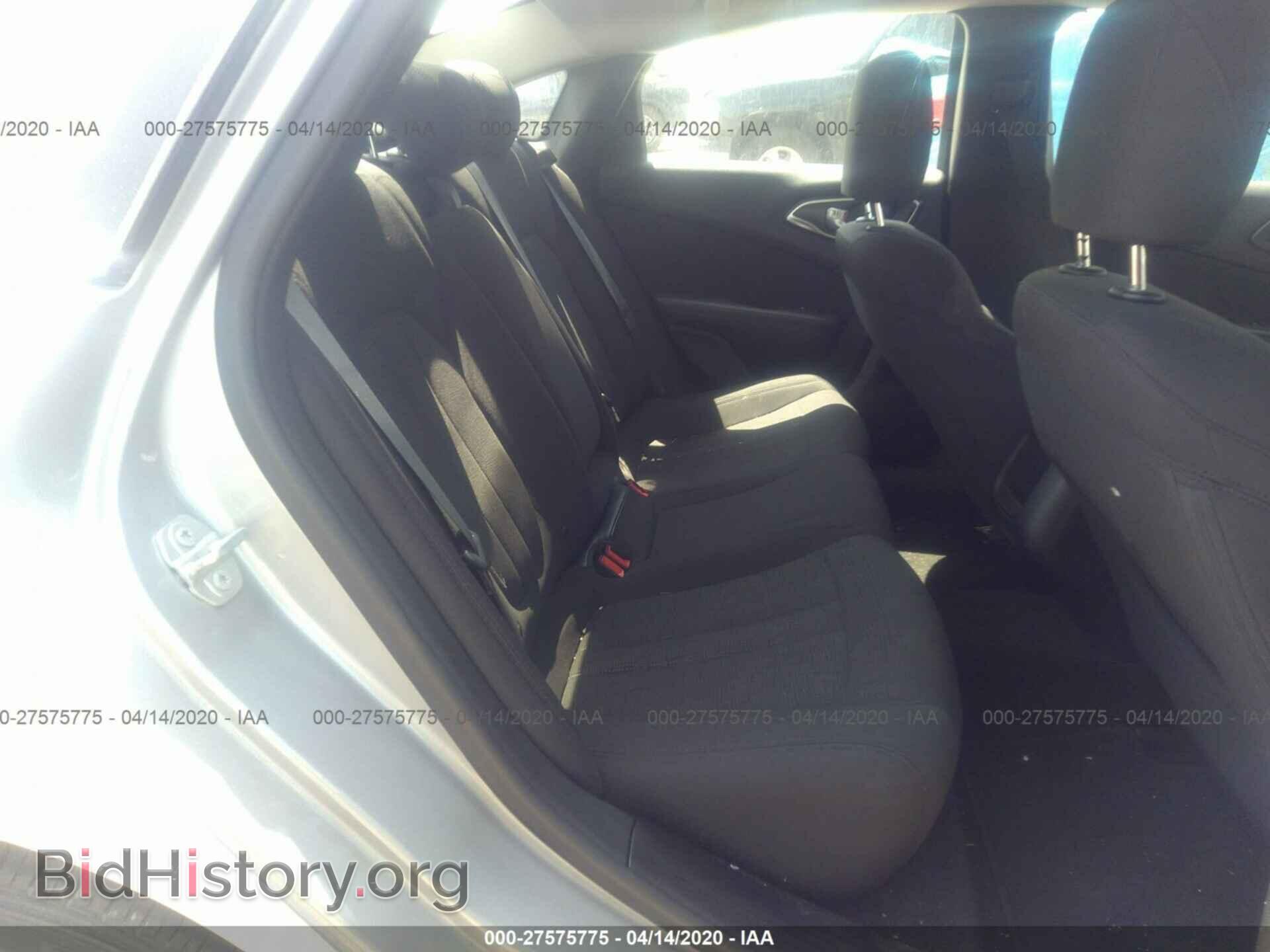 2015 CHRYSLER 200 - VIN: 1C3CCCAB5FN702191 - Фото 8