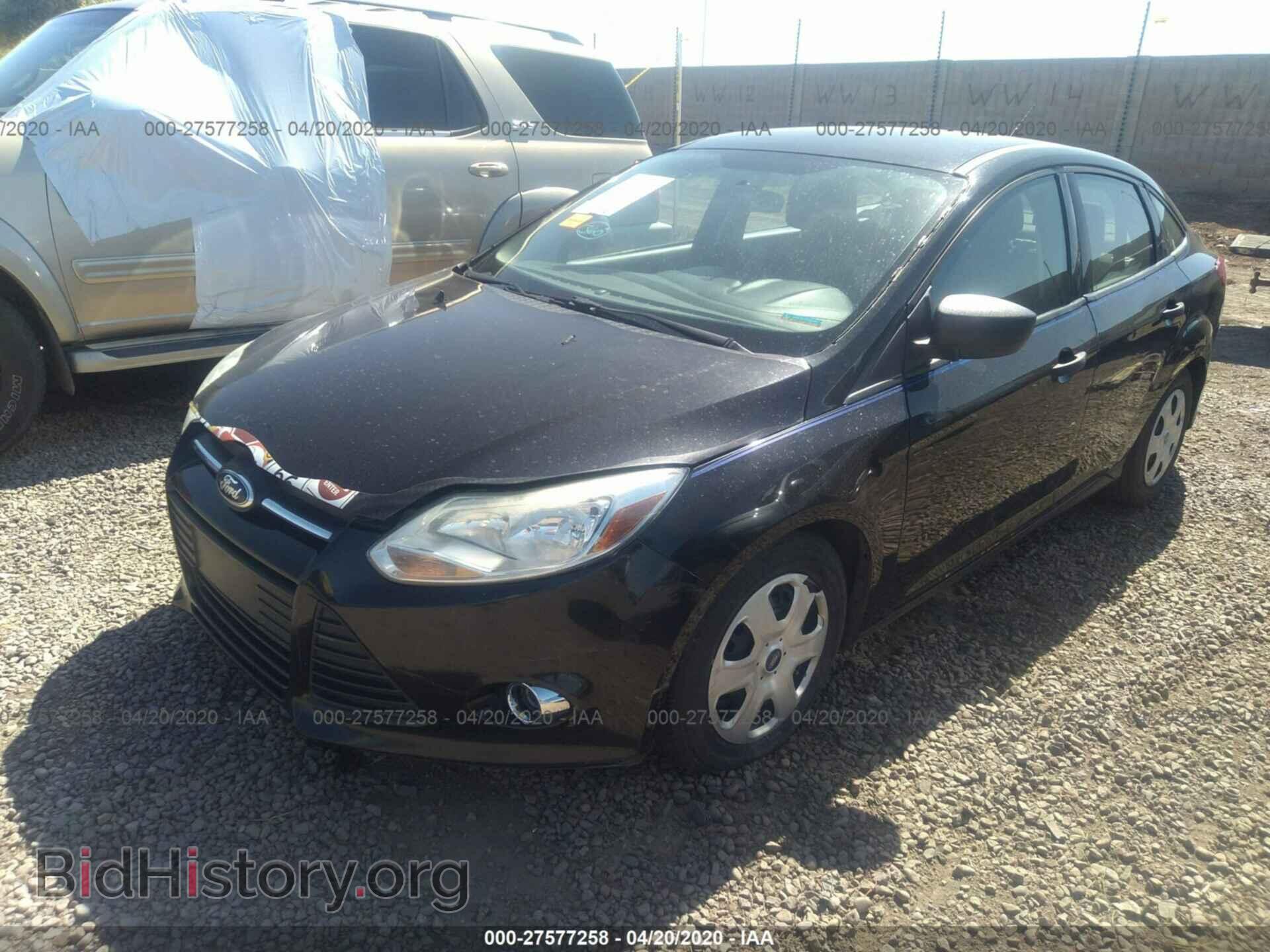 2014 FORD FOCUS - VIN: 1FADP3E26EL413481 - Фото 2