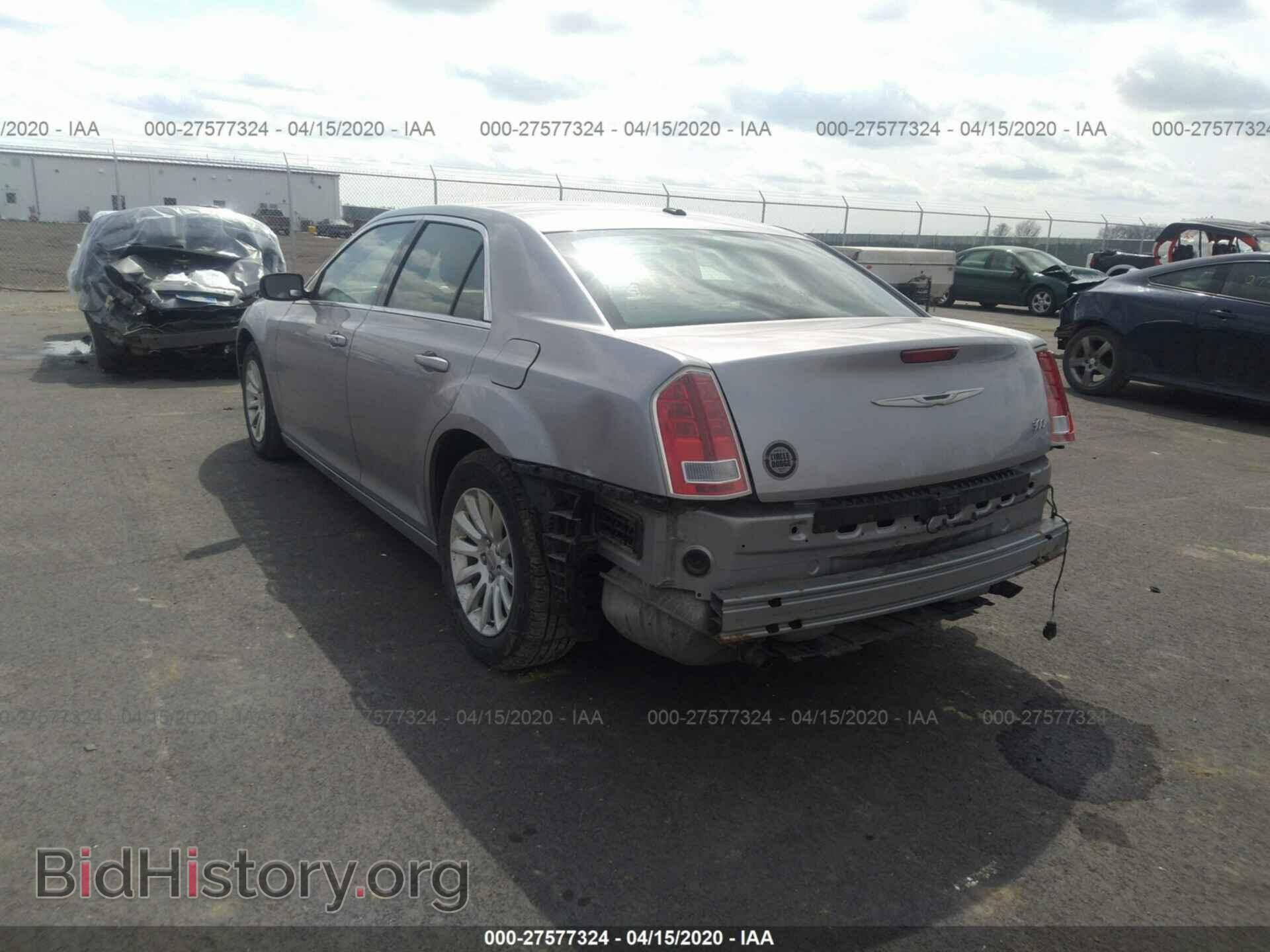 2013 CHRYSLER 300 - VIN: 2C3CCAAG3DH626735 - Фото 3