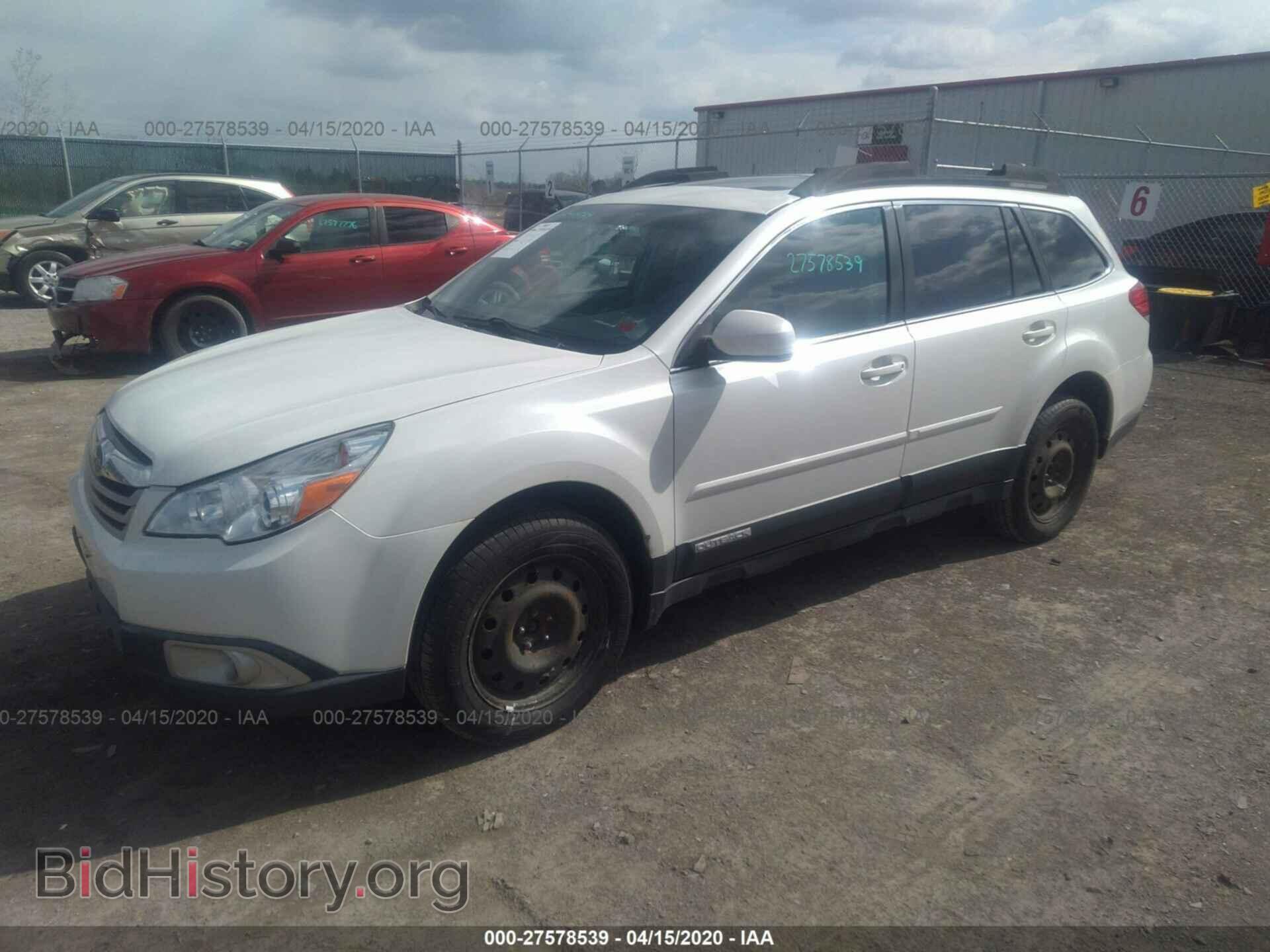 2011 SUBARU OUTBACK - VIN: 4S4BRBGC6B3414245 - Фото 2