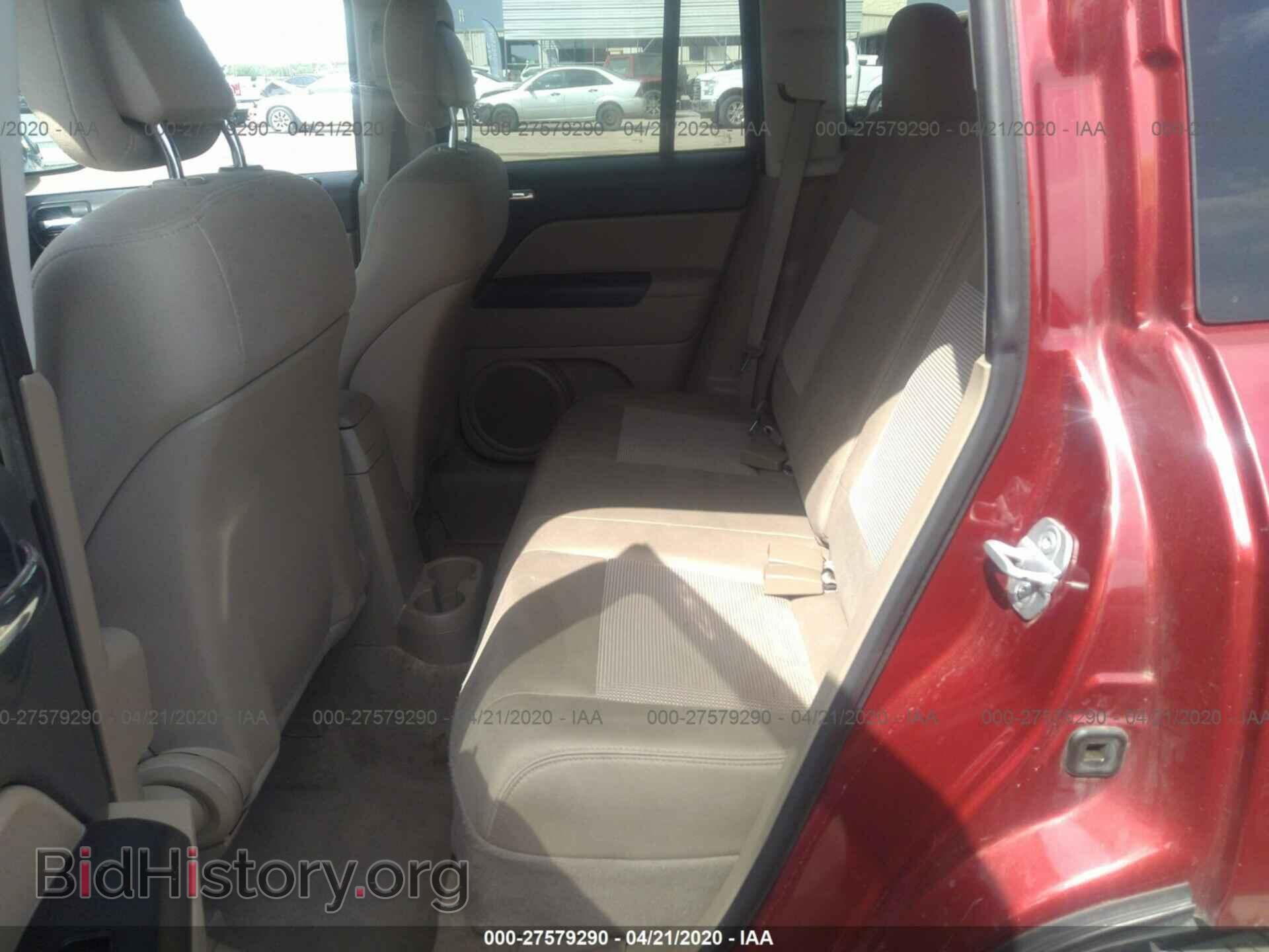 2012 JEEP COMPASS - VIN: 1C4NJCBA6CD609908 - Photo 8