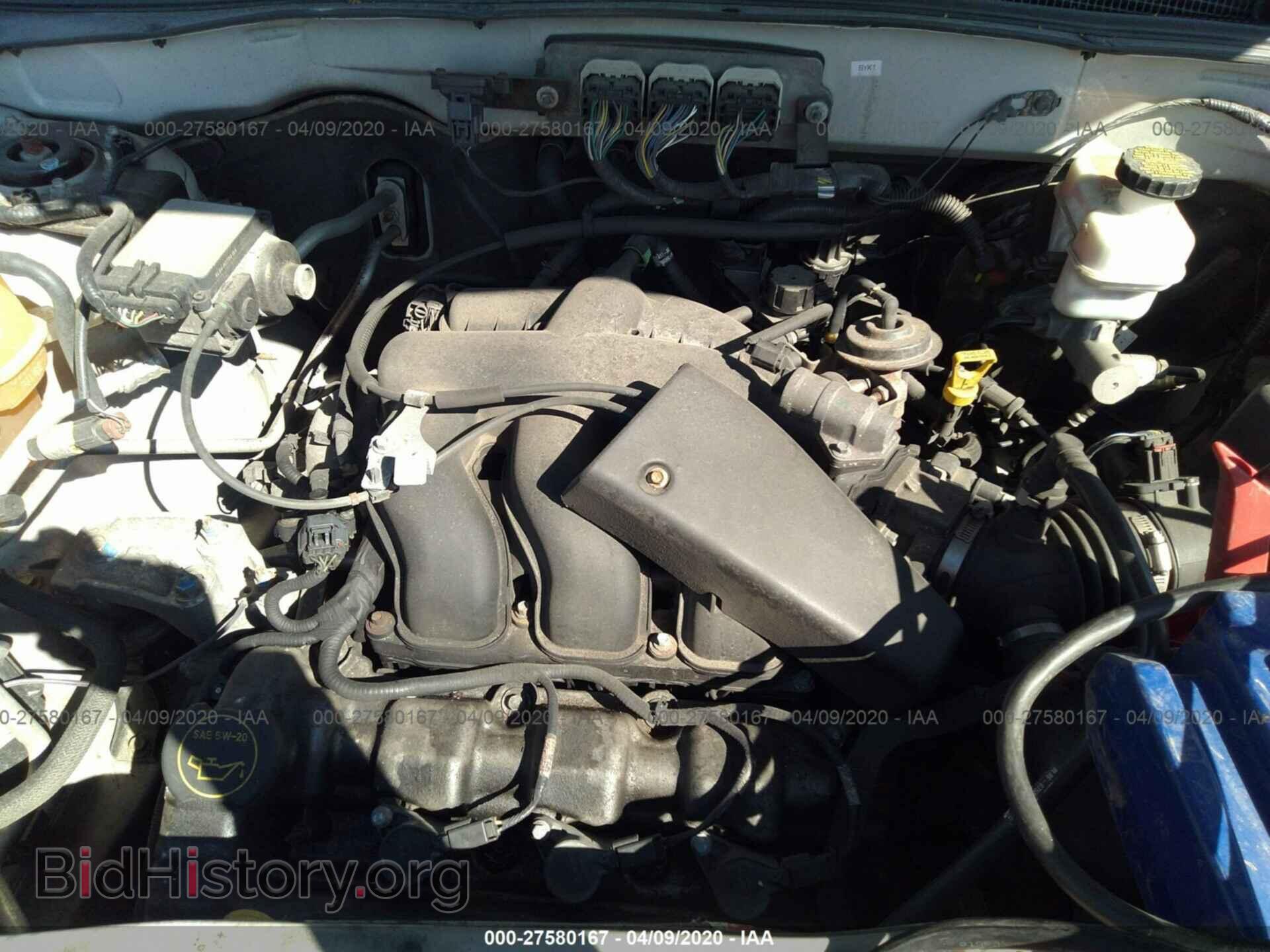 2008 FORD ESCAPE - VIN: 1FMCU93188KA47010 - Фото 10