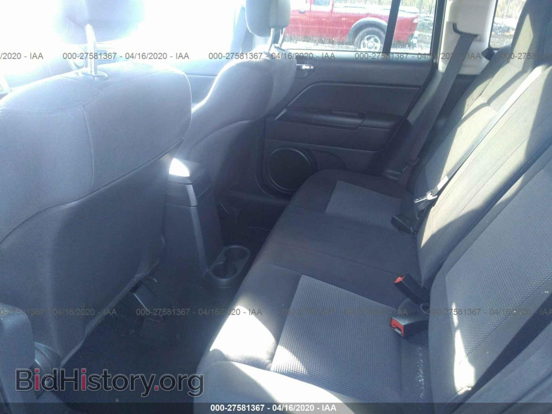 2012 JEEP COMPASS - VIN: 1C4NJDBB6CD514411 - Photo 8