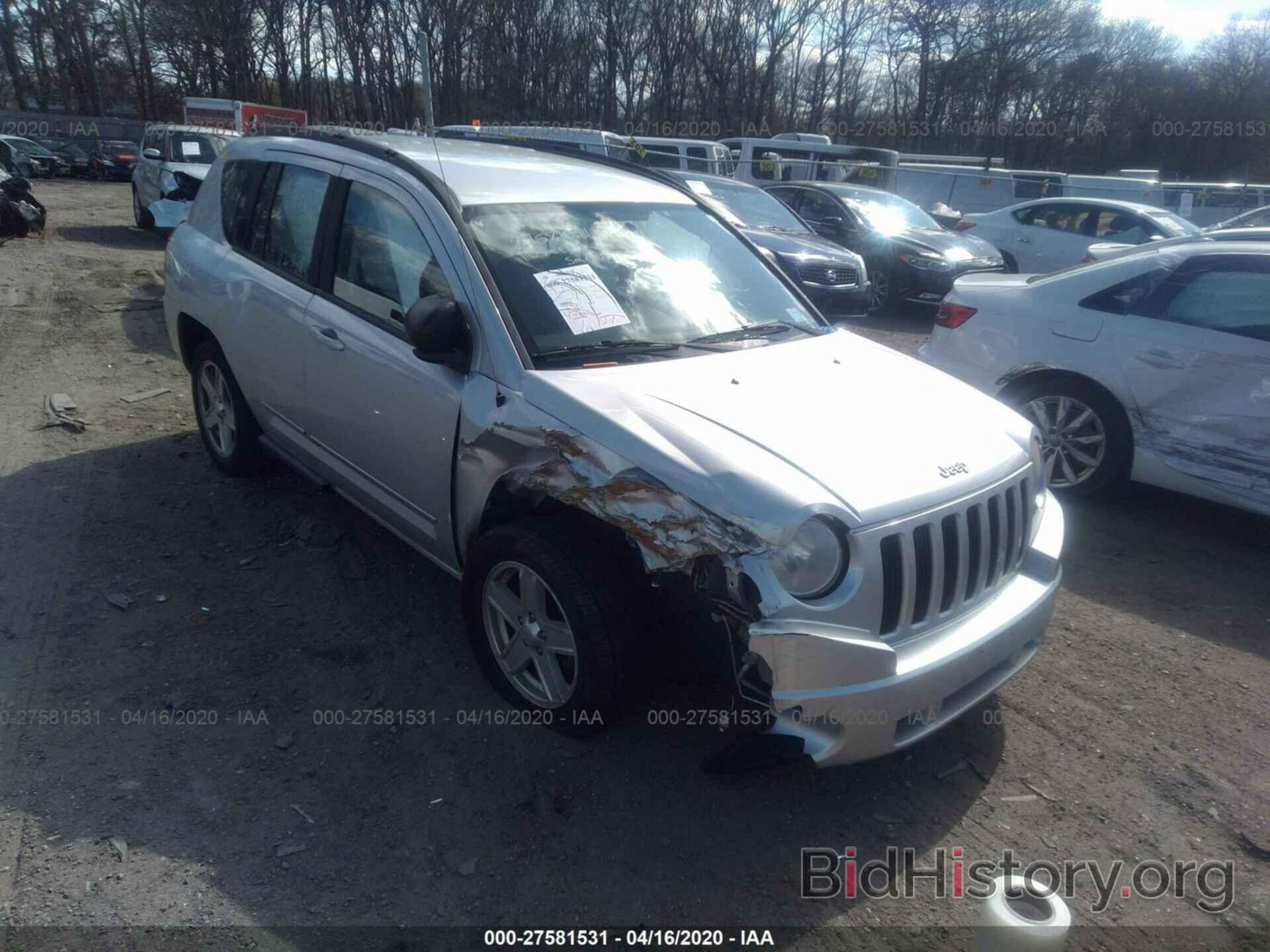 Фотография 1J4NF4FB8AD561040 - JEEP COMPASS 2010