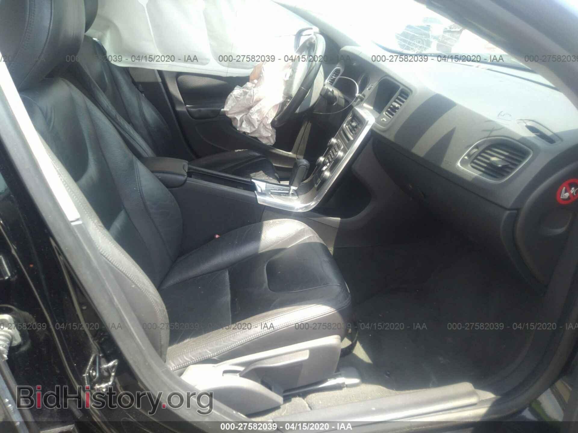 2011 VOLVO S60 - VIN: YV1902FH8B2015198 - Фото 5