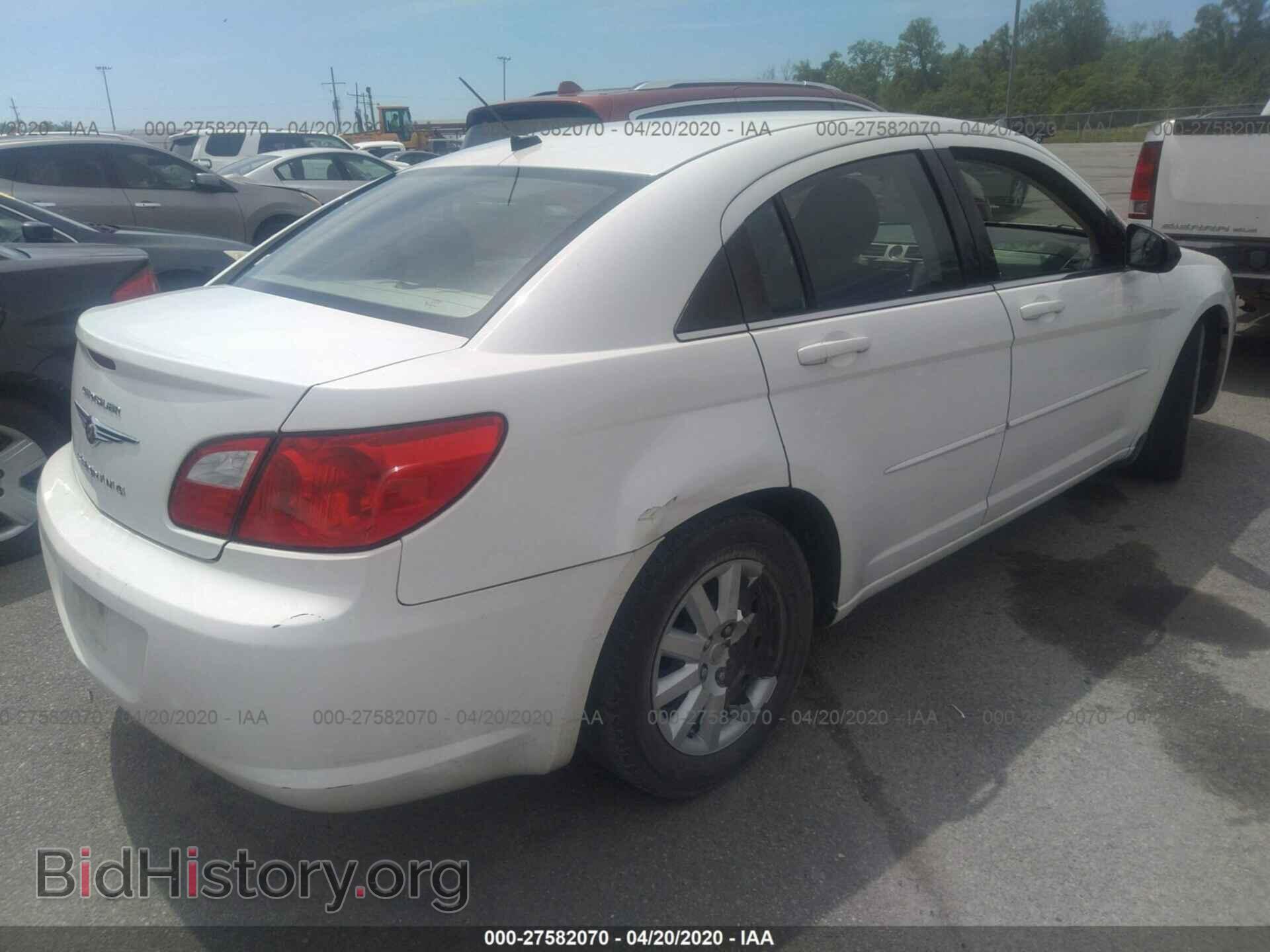 2009 CHRYSLER SEBRING - VIN: 1C3LC46B79N533715 - Фото 4