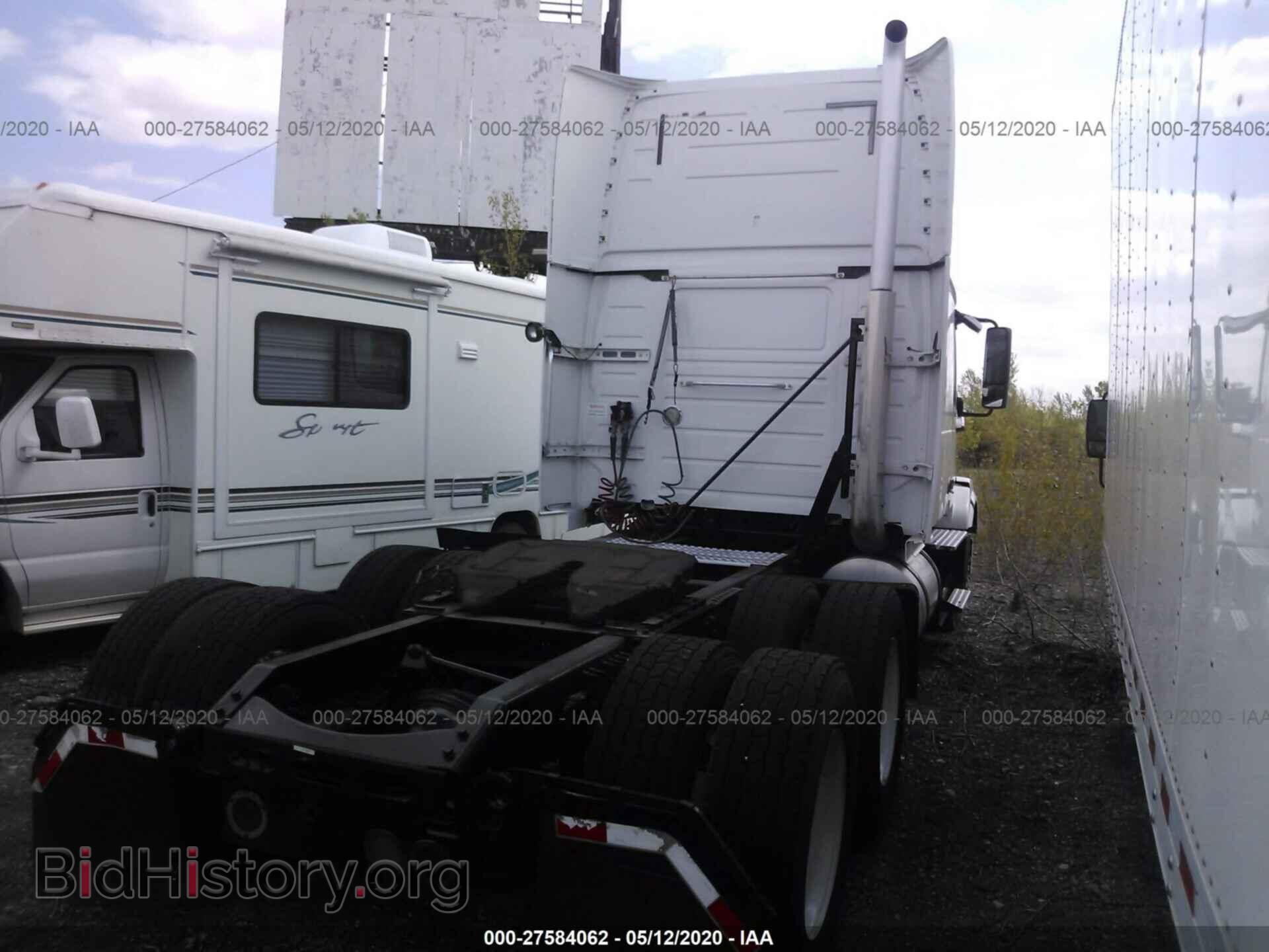 2013 VOLVO VN - VIN: 4V4NC9TH0DN568409 - Фото 4