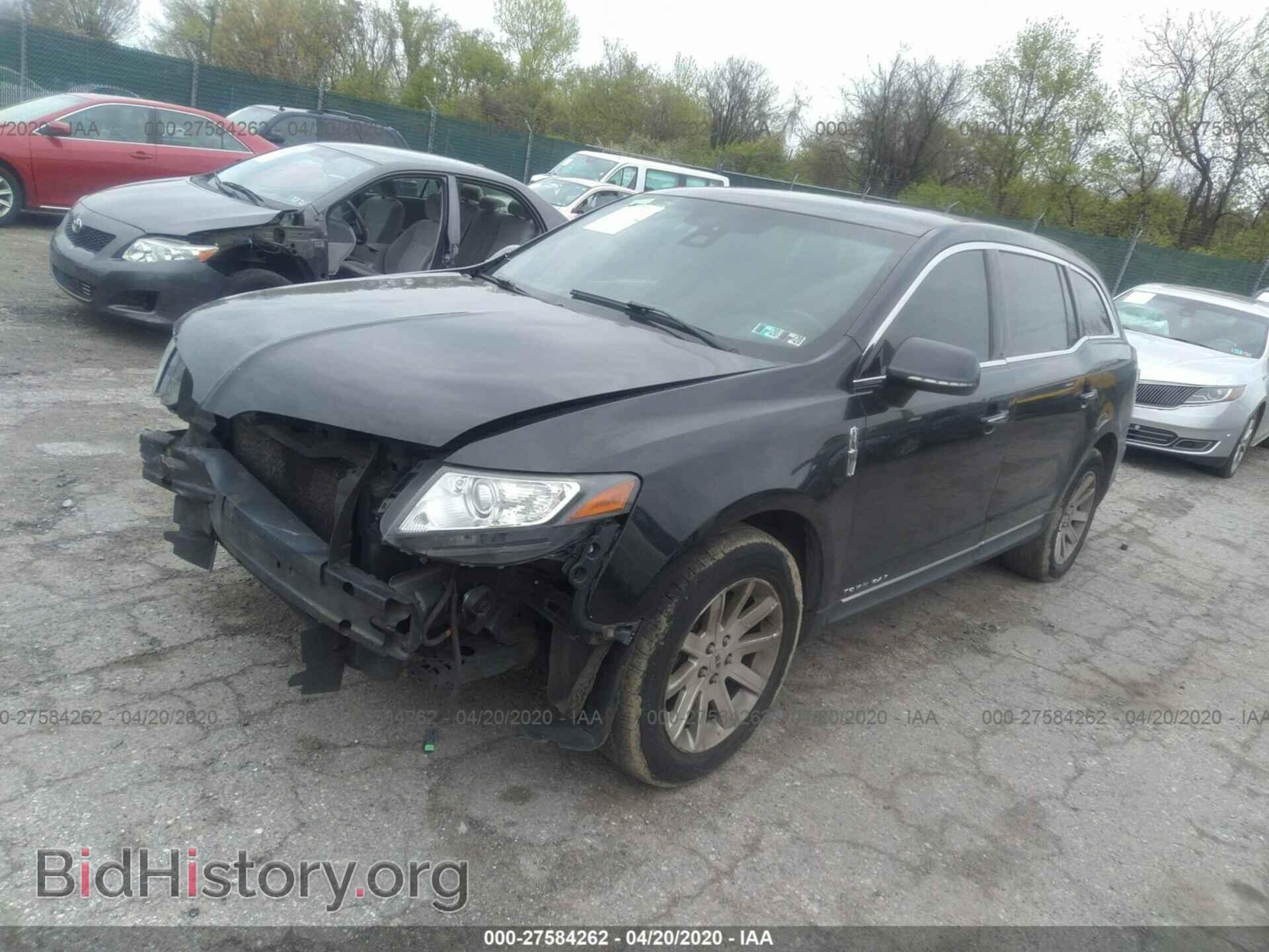 2013 LINCOLN MKT - VIN: 2LMHJ5NK7DBL56165 - Фото 2