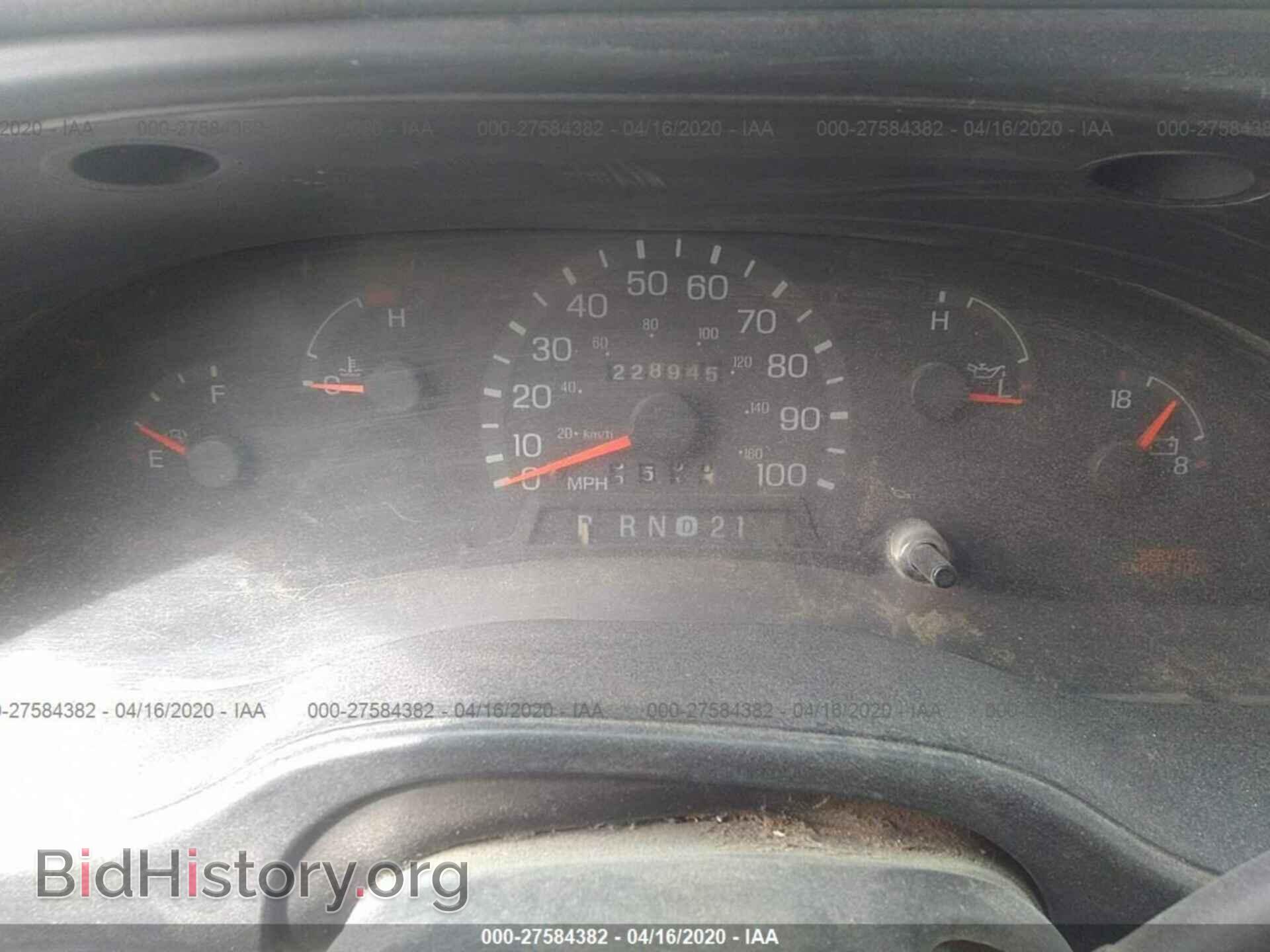 2000 FORD ECONOLINE - VIN: 1FTNE24L2YHB29863 - Photo 7