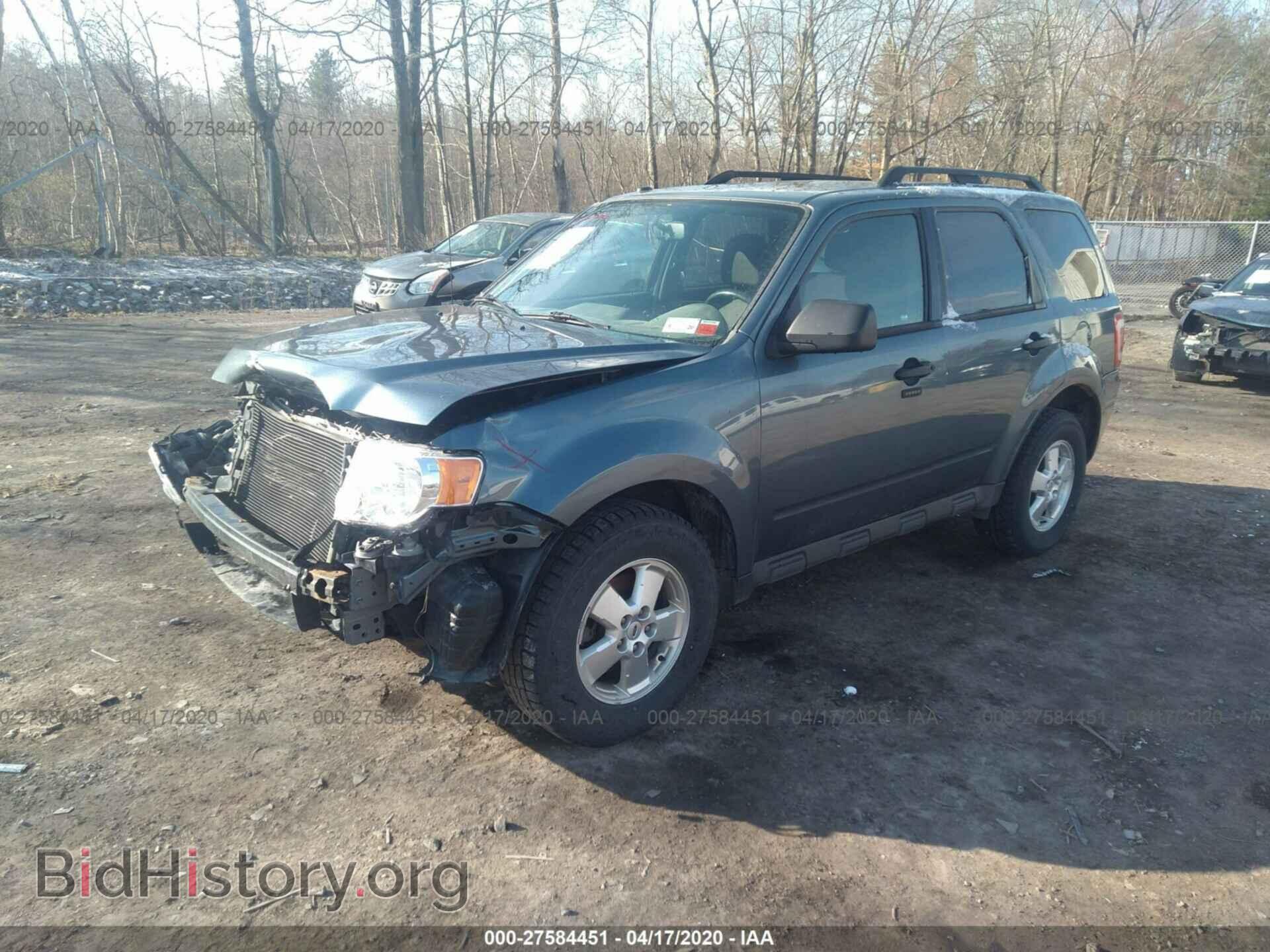 2011 FORD ESCAPE - VIN: 1FMCU9D75BKB32168 - Photo 2