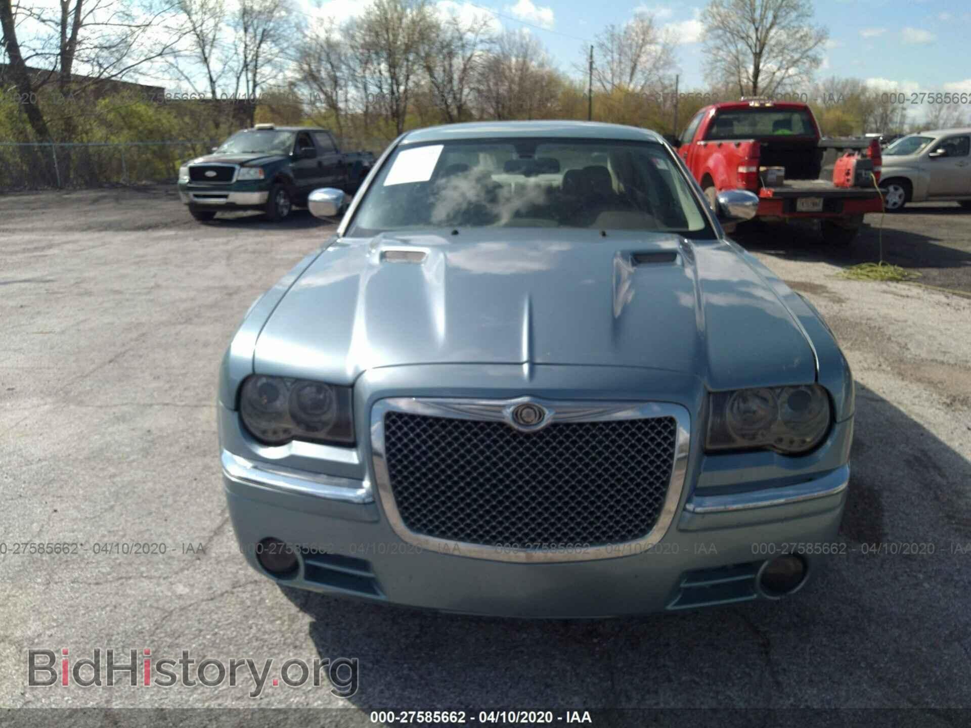 2008 CHRYSLER 300C - VIN: 2C3KA63H98H267918 - Фото 6