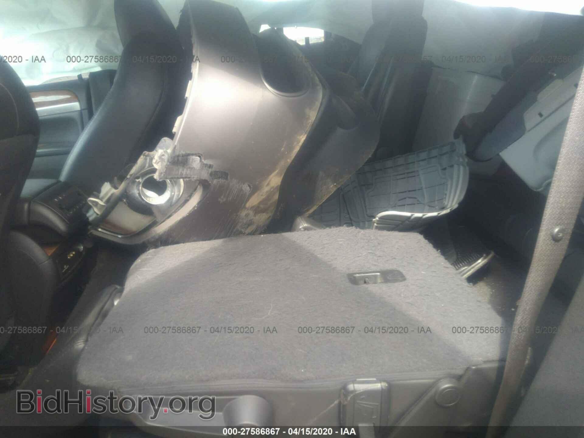 2012 BUICK ENCLAVE - VIN: 5GAKRCED7CJ301232 - Фото 8