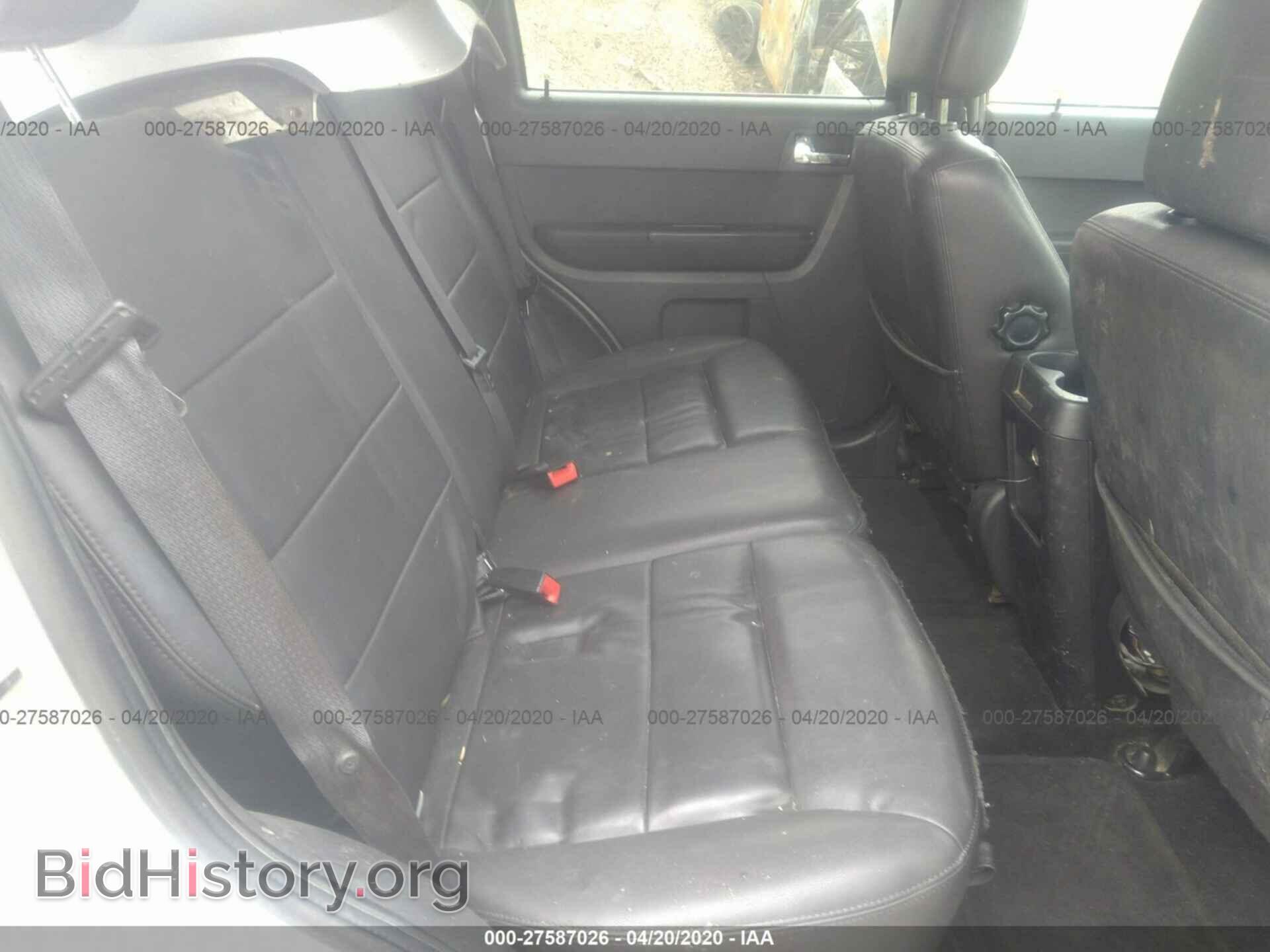2011 FORD ESCAPE - VIN: 1FMCU9E76BKC12321 - Фото 8