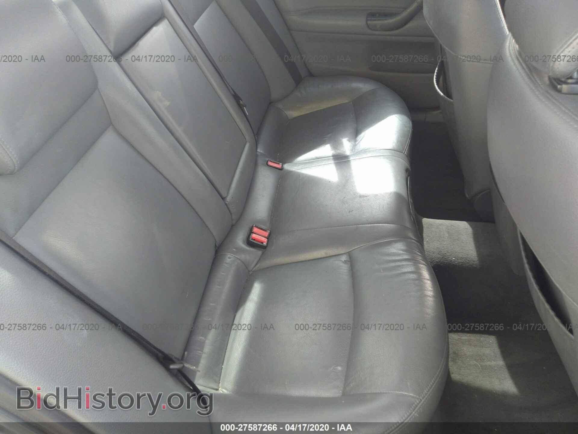 2004 SAAB 9-3 - VIN: YS3FB49S941017615 - Photo 8